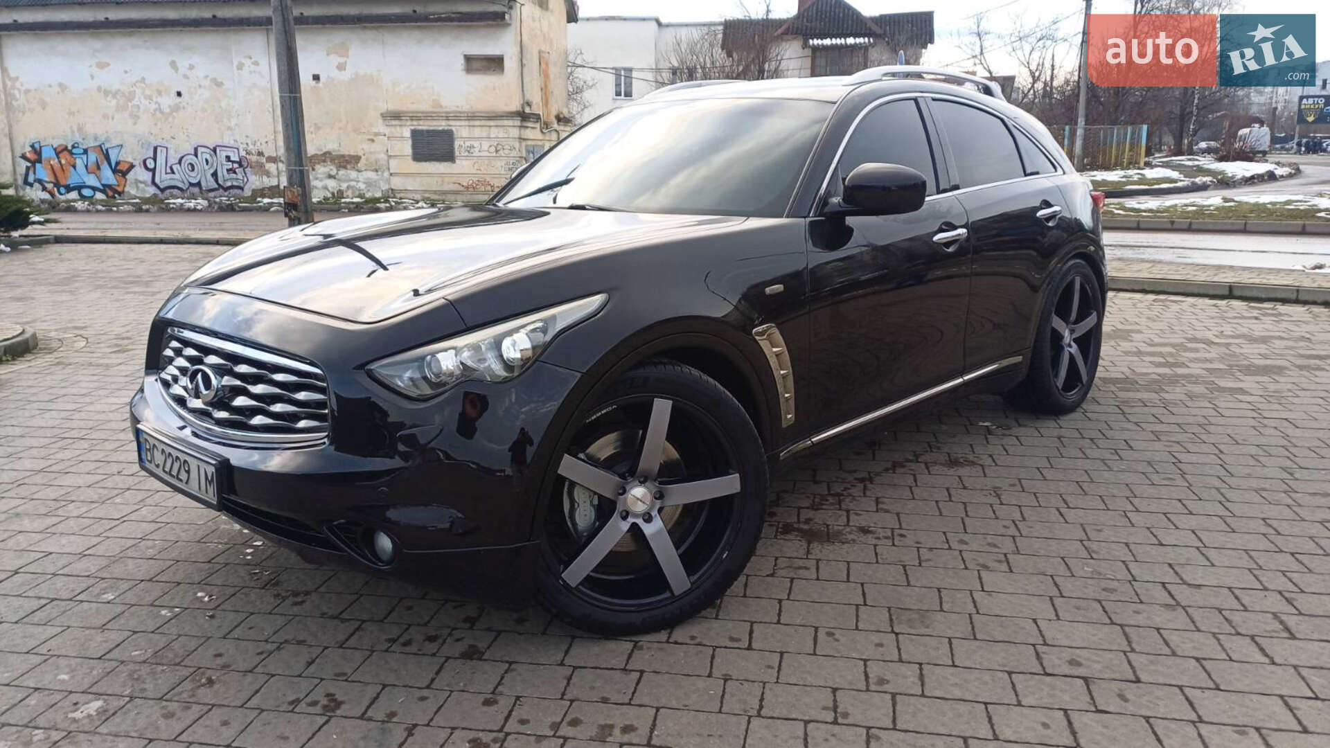 INFINITI FX30D 2011