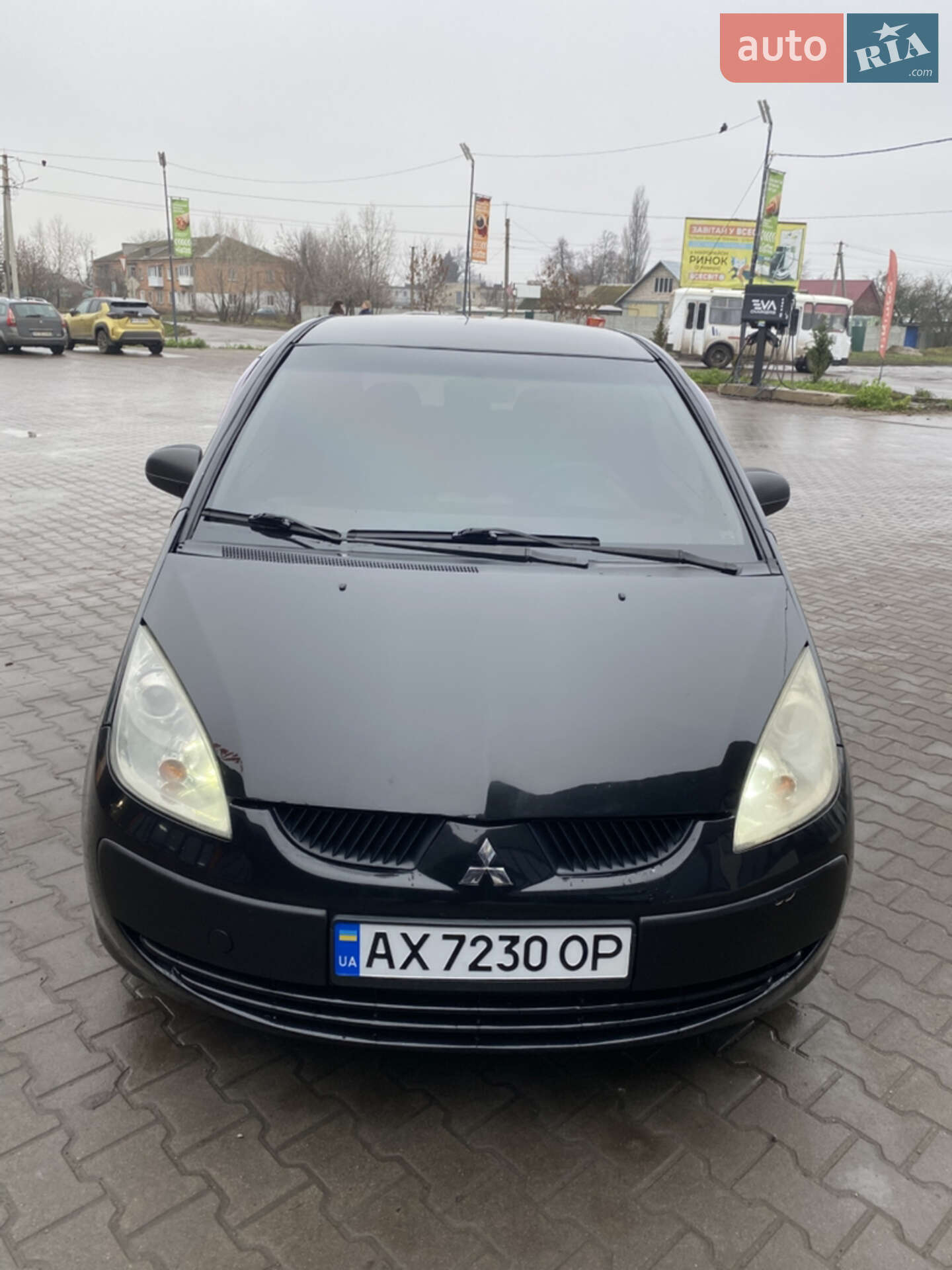 MITSUBISHI COLT 2005