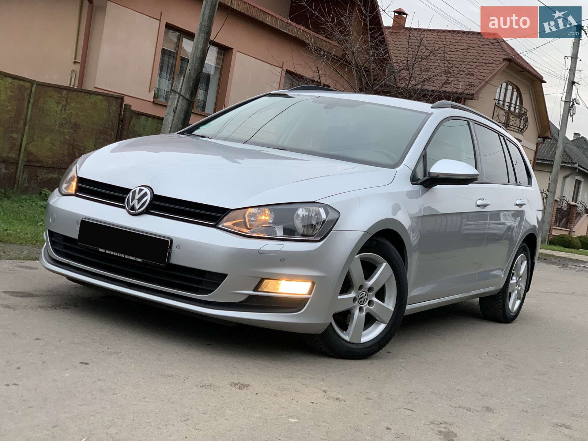 VOLKSWAGEN GOLF 2013