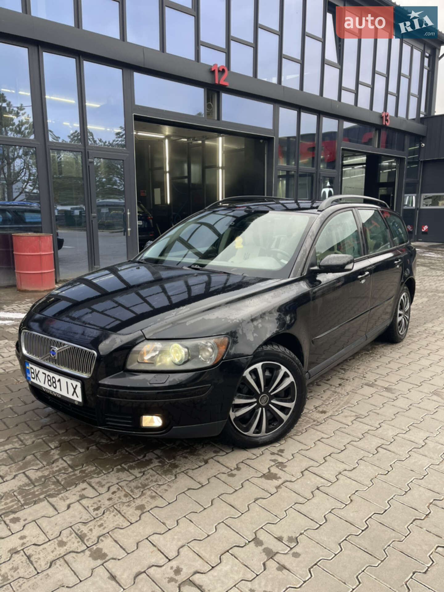 VOLVO V50 2004