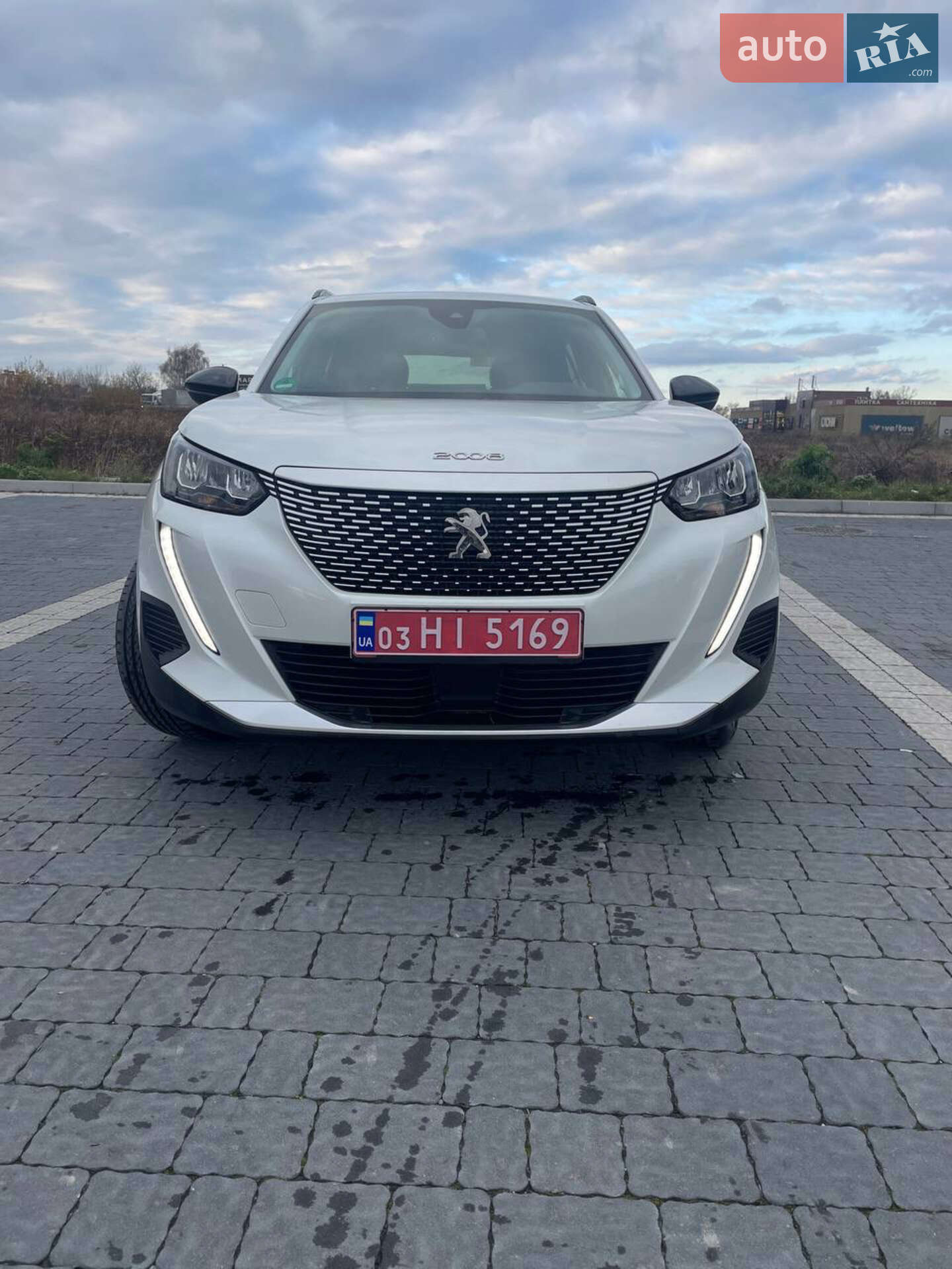 PEUGEOT 2008 2022