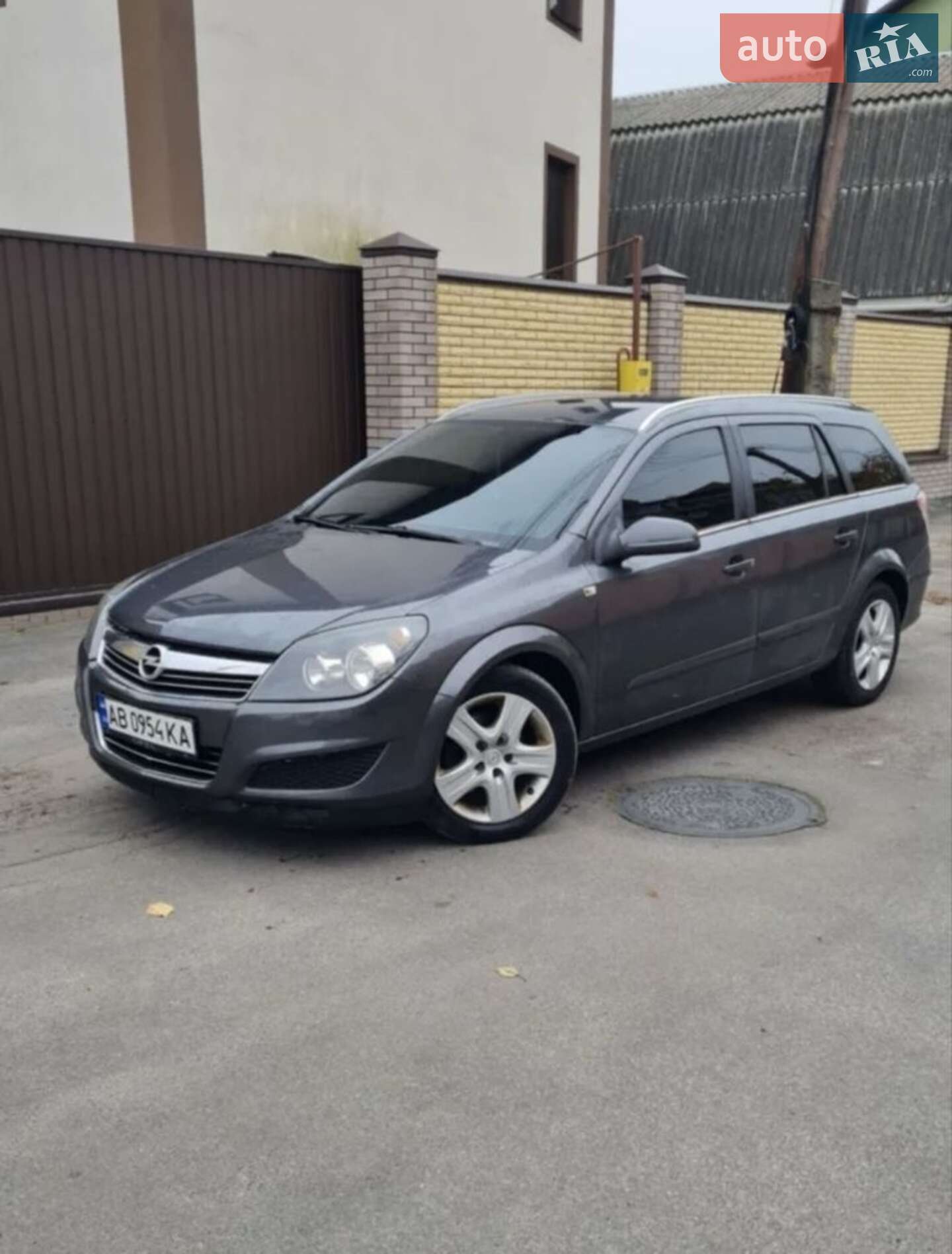 Головне фото звіту автомобіля OPEL ASTRA 2008
