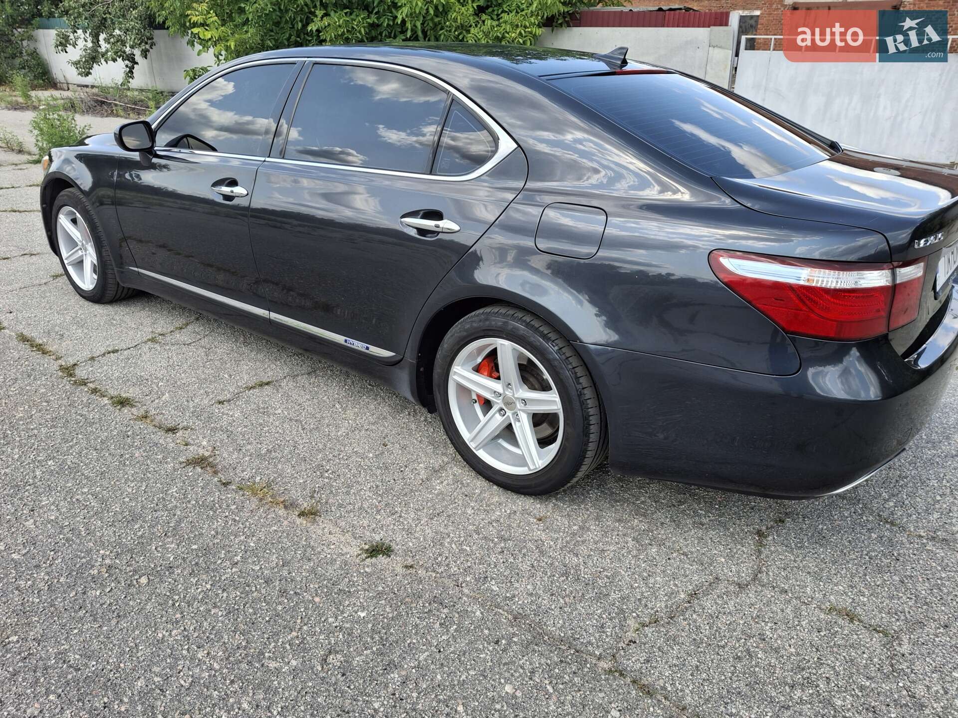 LEXUS LS 600H L