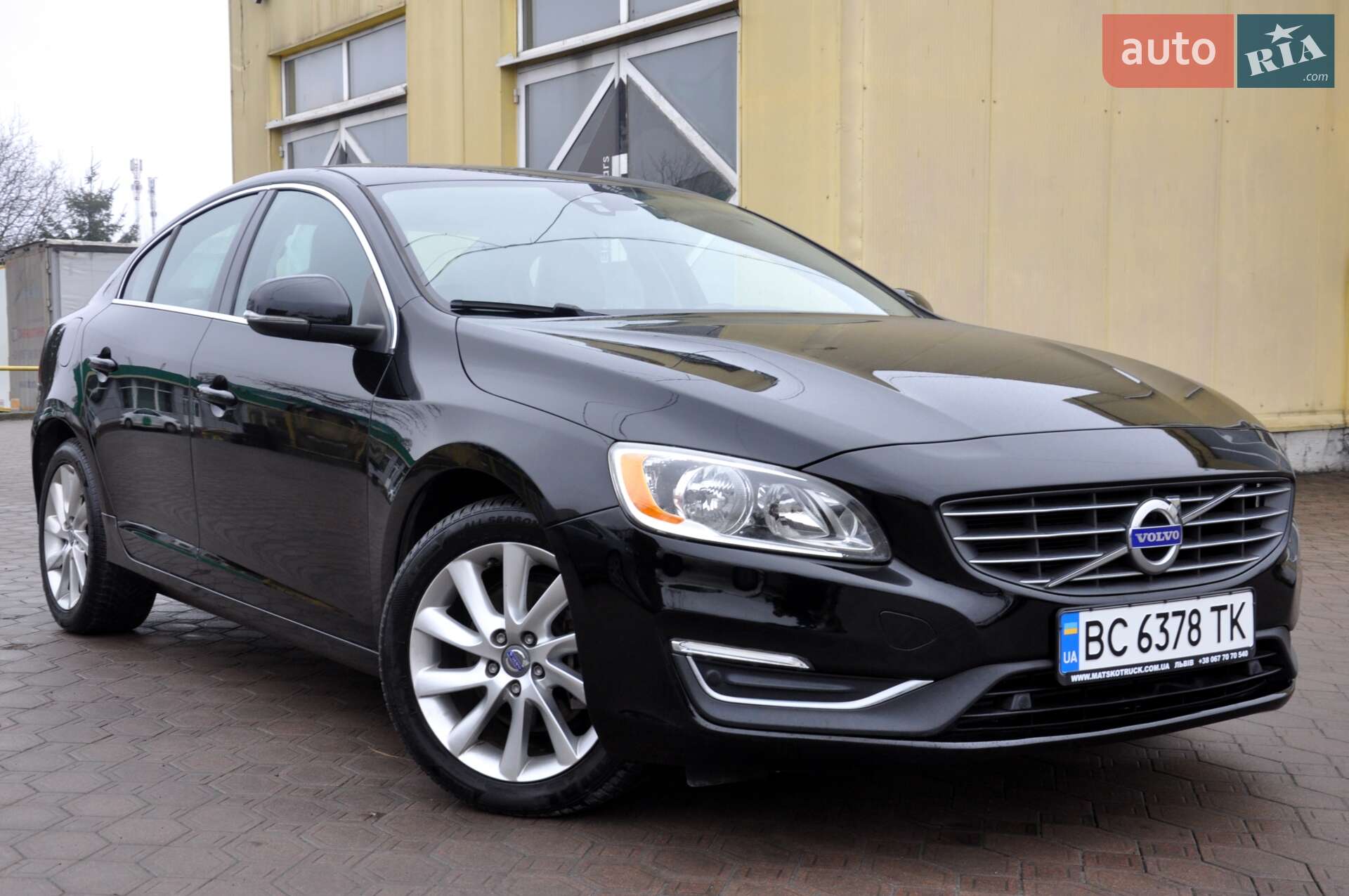 VOLVO S60 2016