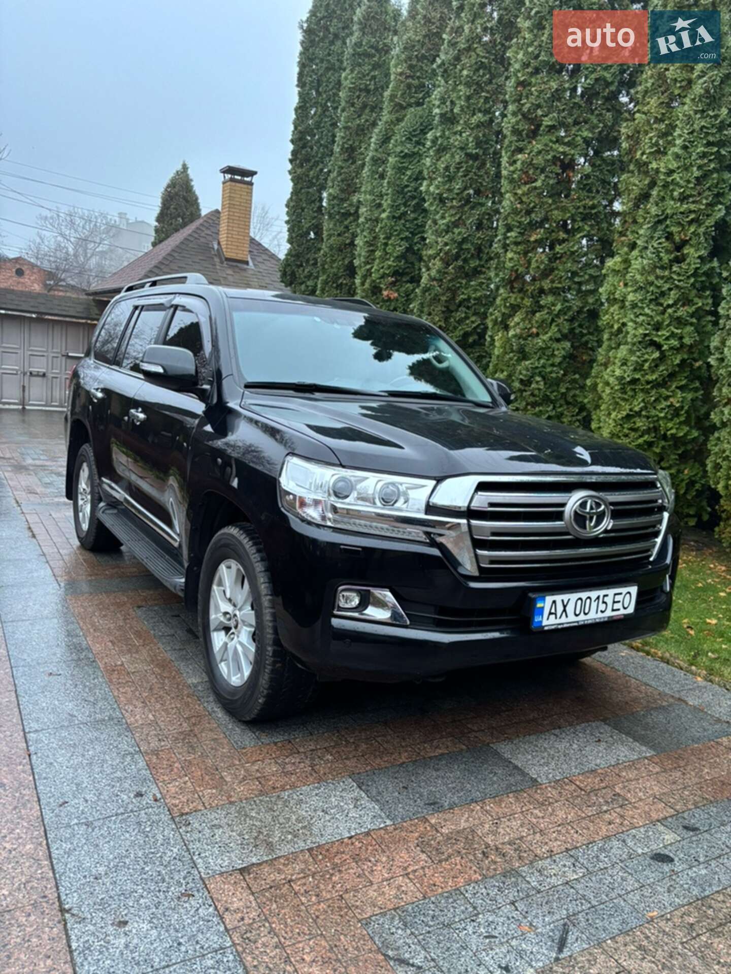 Головне фото звіту автомобіля TOYOTA LAND CRUISER 200 2016