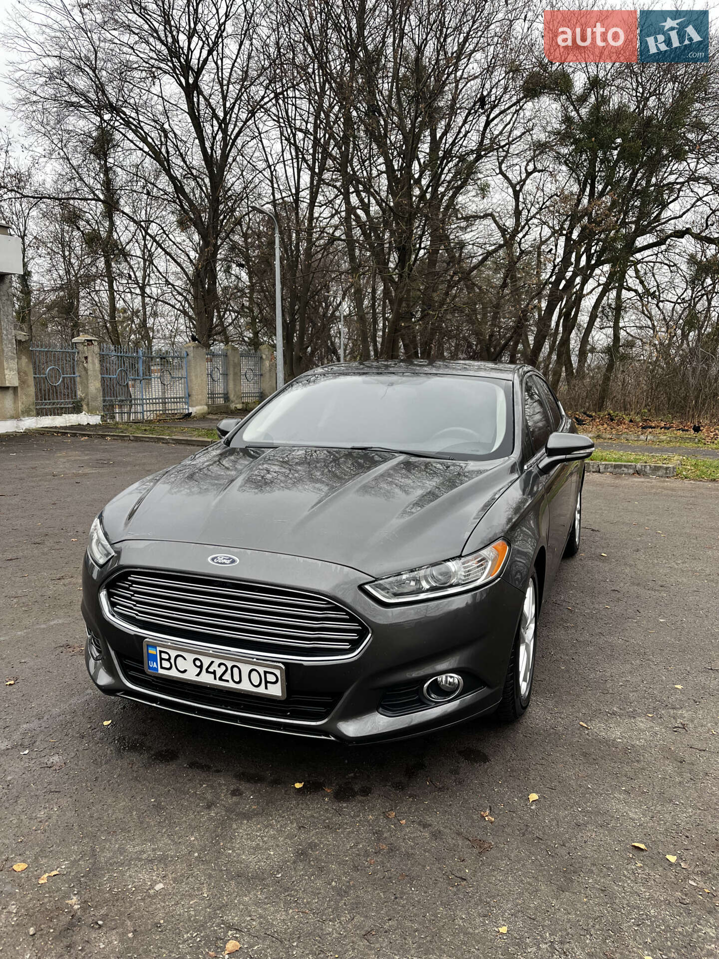 Головне фото звіту автомобіля FORD FUSION 2016