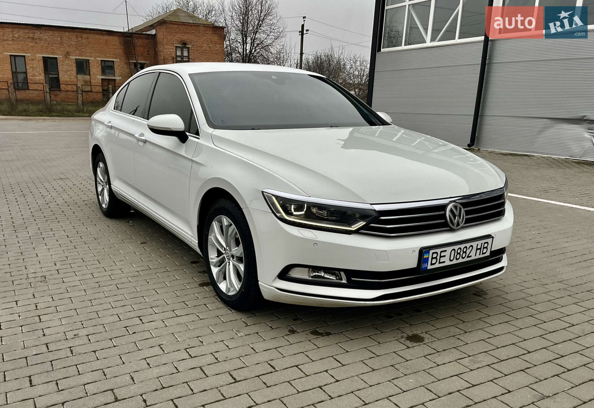 VOLKSWAGEN PASSAT 2015