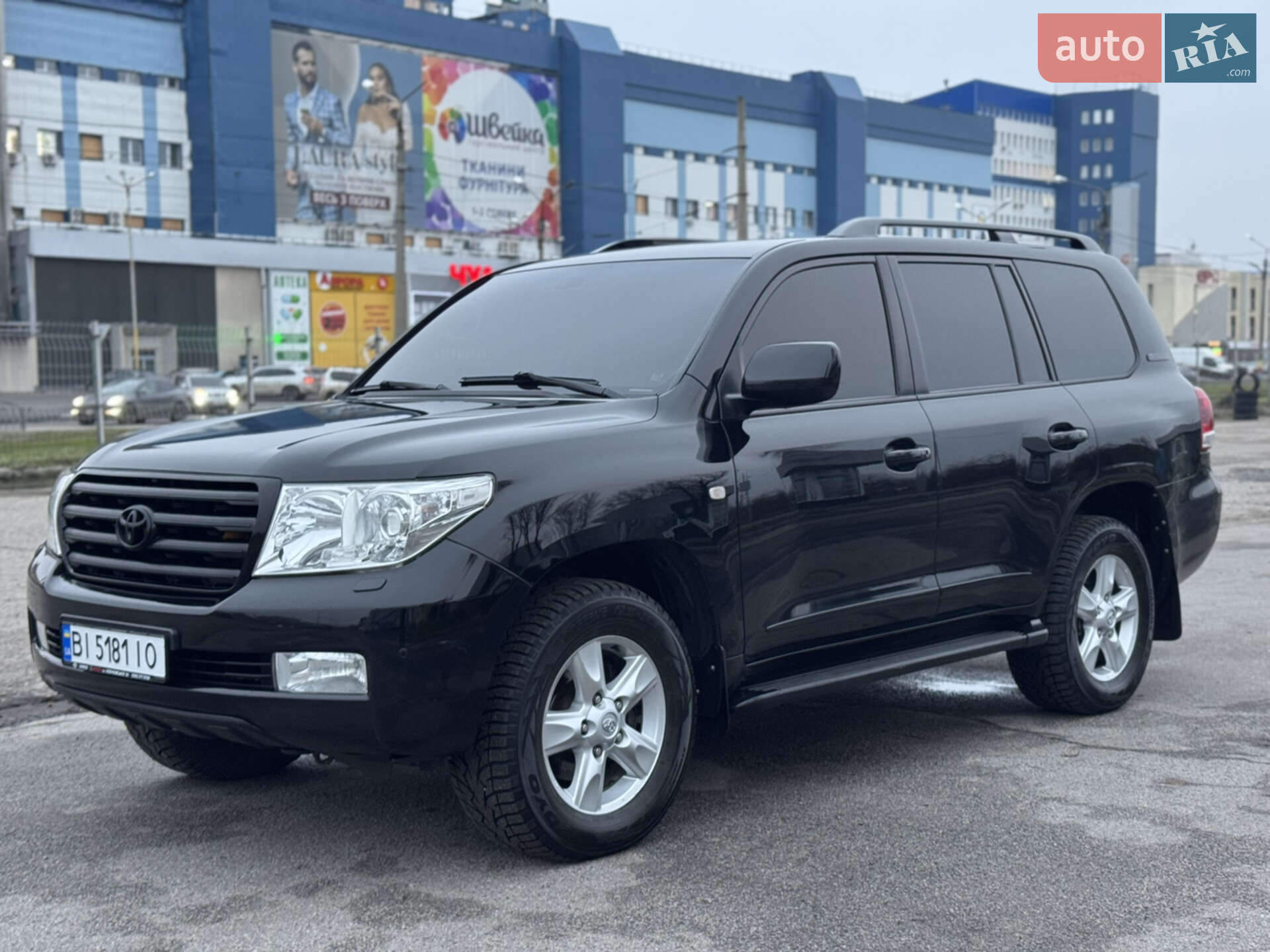 TOYOTA LAND CRUISER 2011