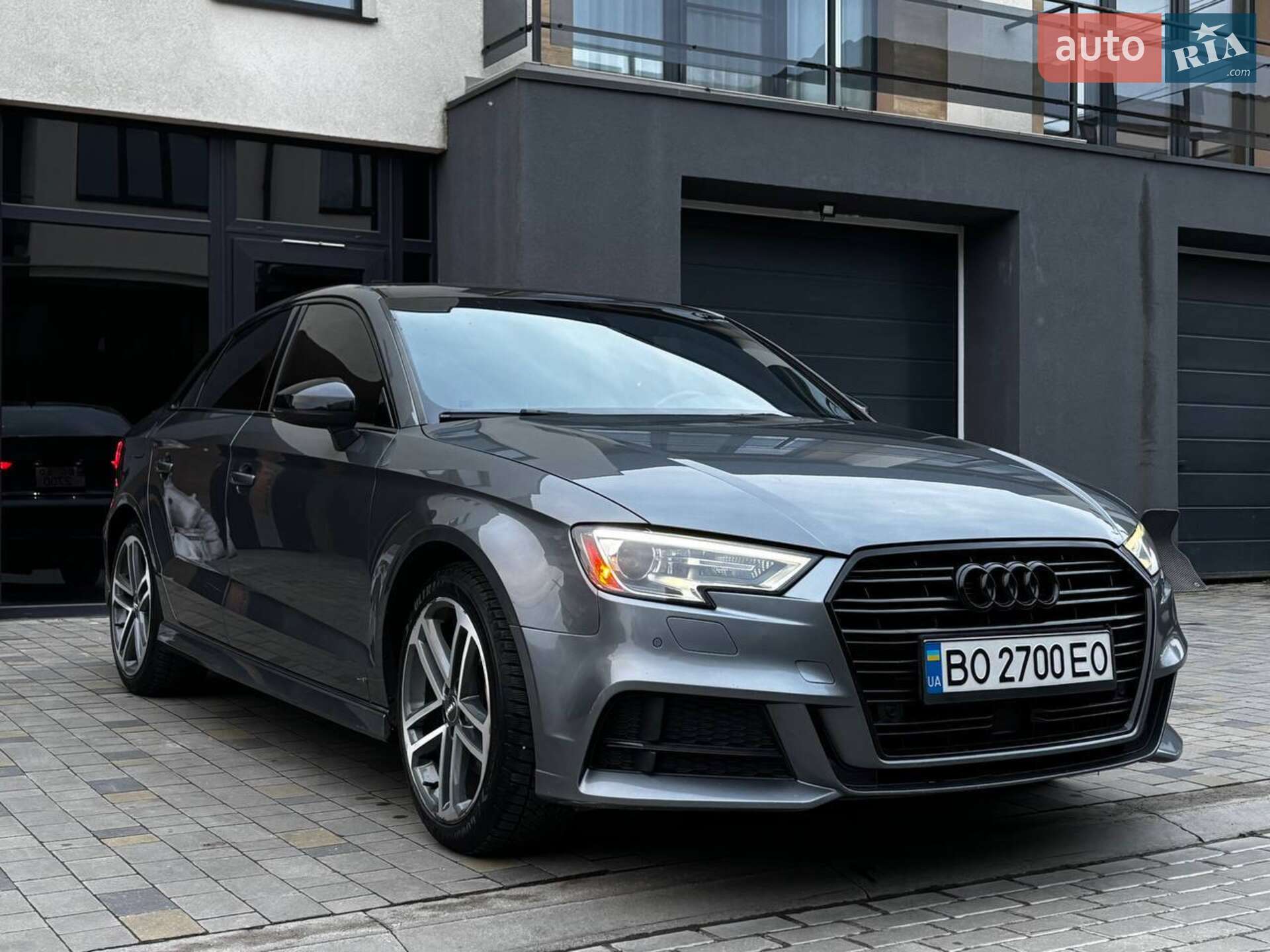 Головне фото звіту автомобіля AUDI A3 2018