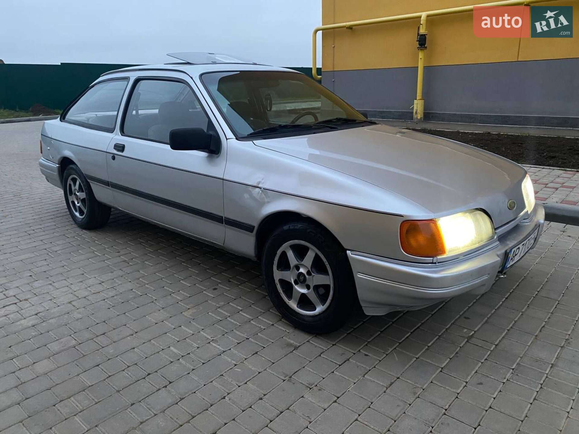 FORD SIERRA 1987