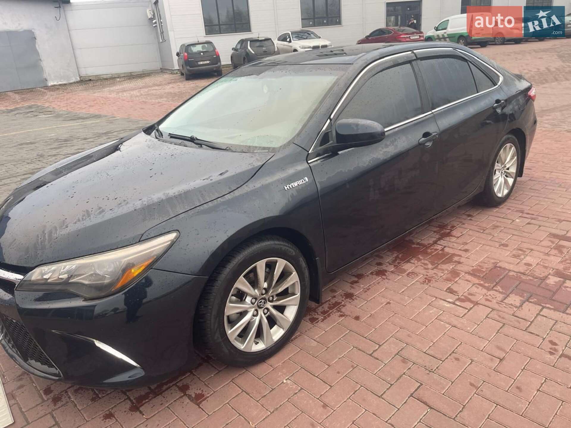 Головне фото звіту автомобіля TOYOTA CAMRY 2016