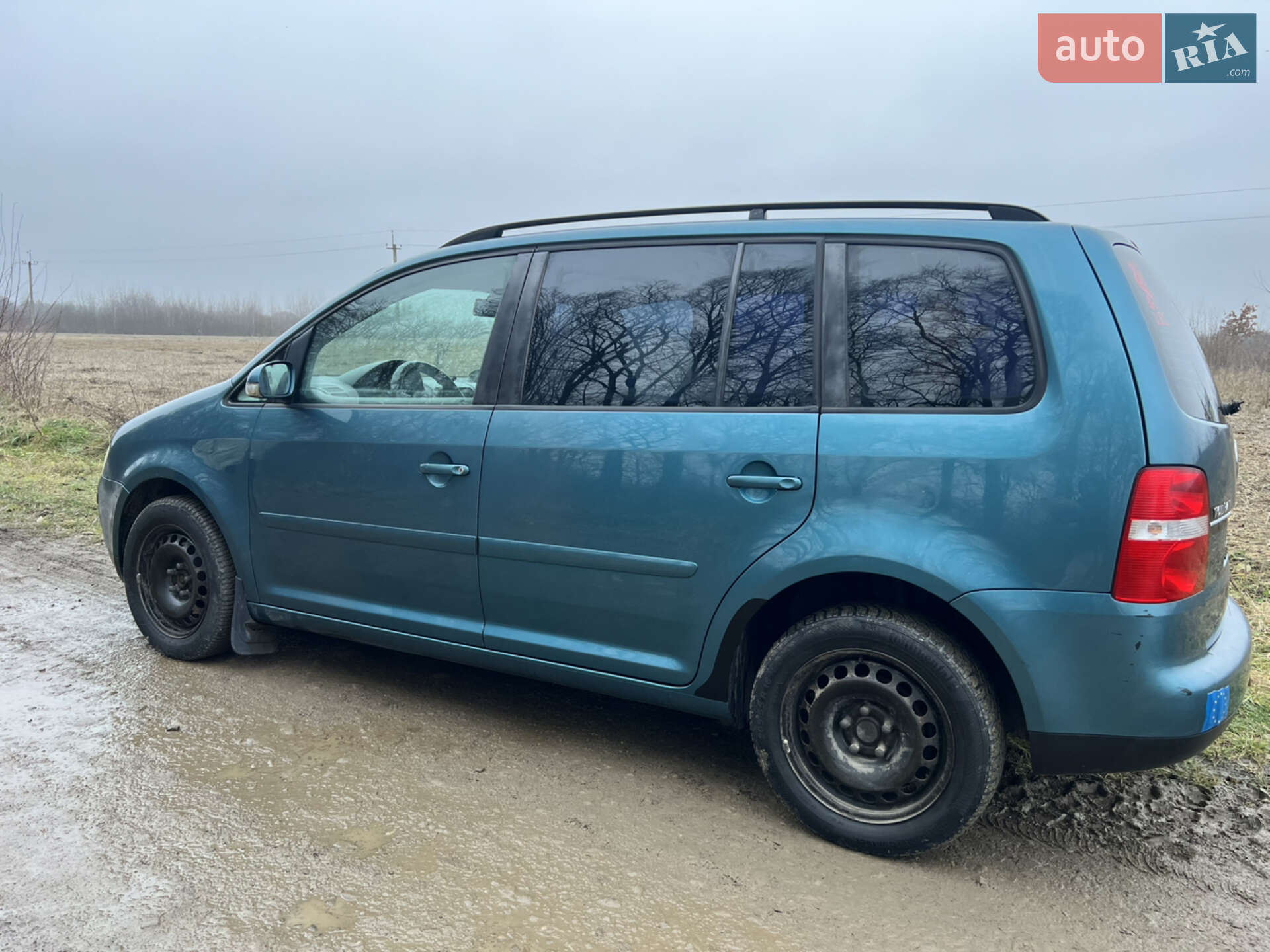 VOLKSWAGEN TOURAN 2003