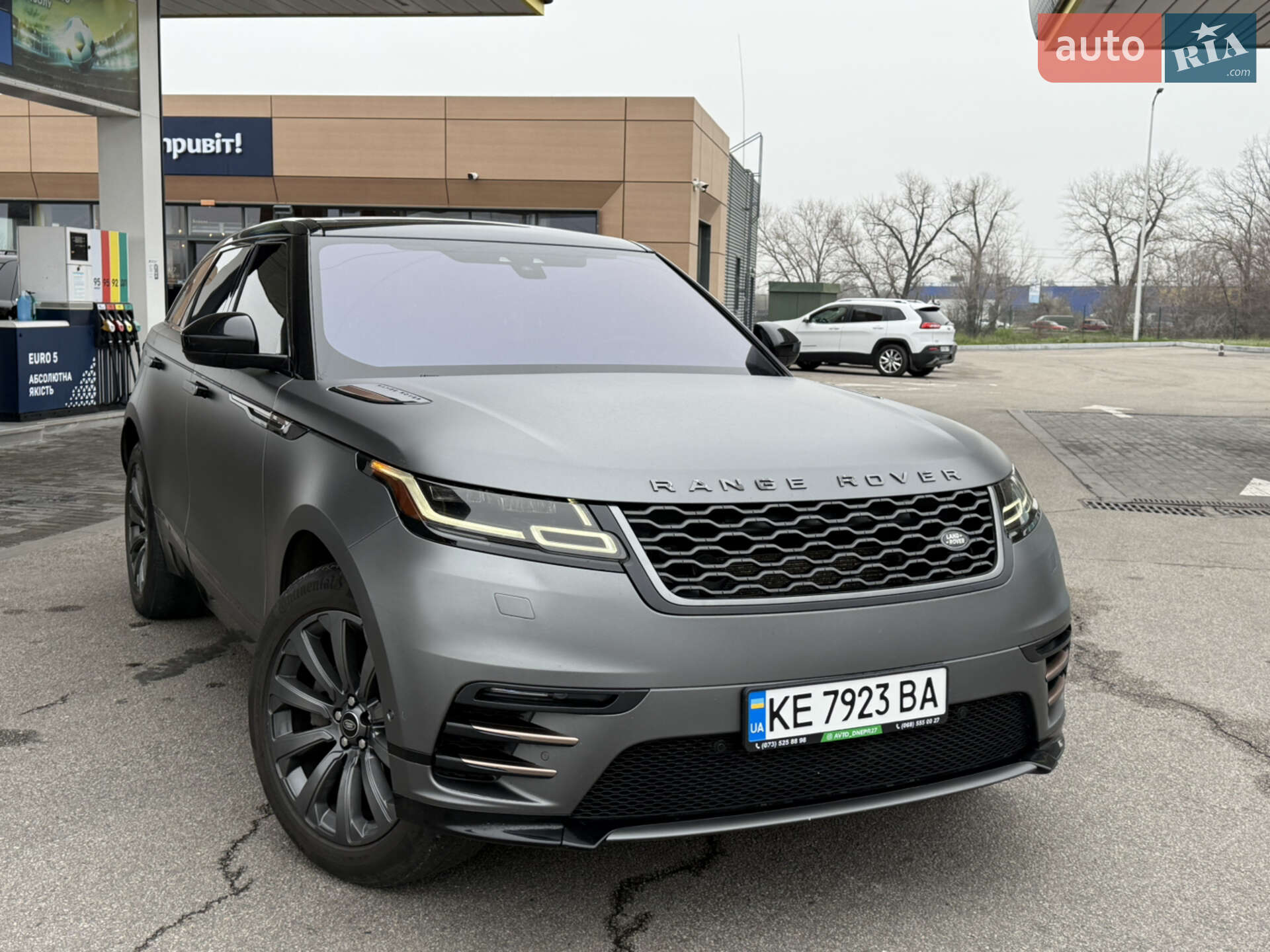 LAND ROVER RANGE ROVER VELAR