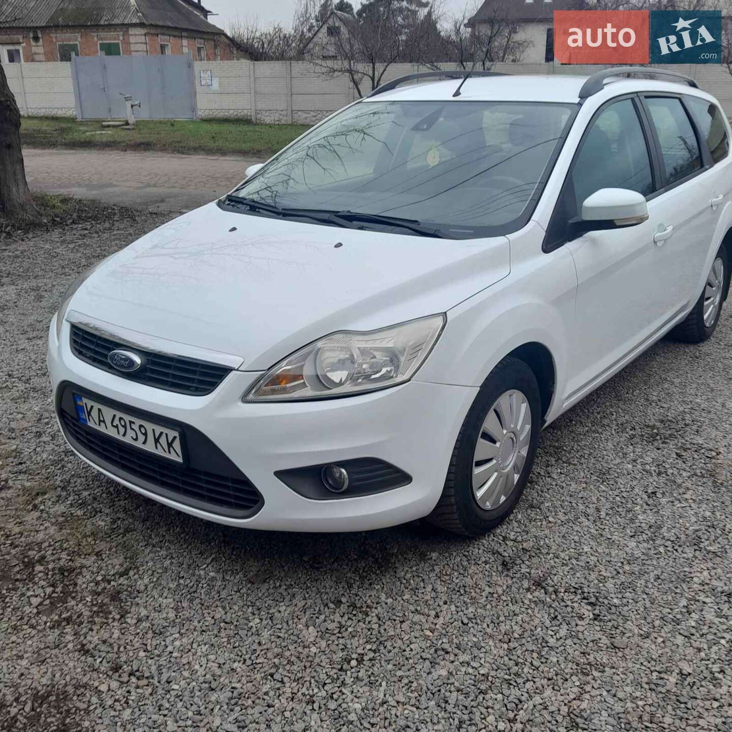 Головне фото звіту автомобіля FORD FOCUS 2009