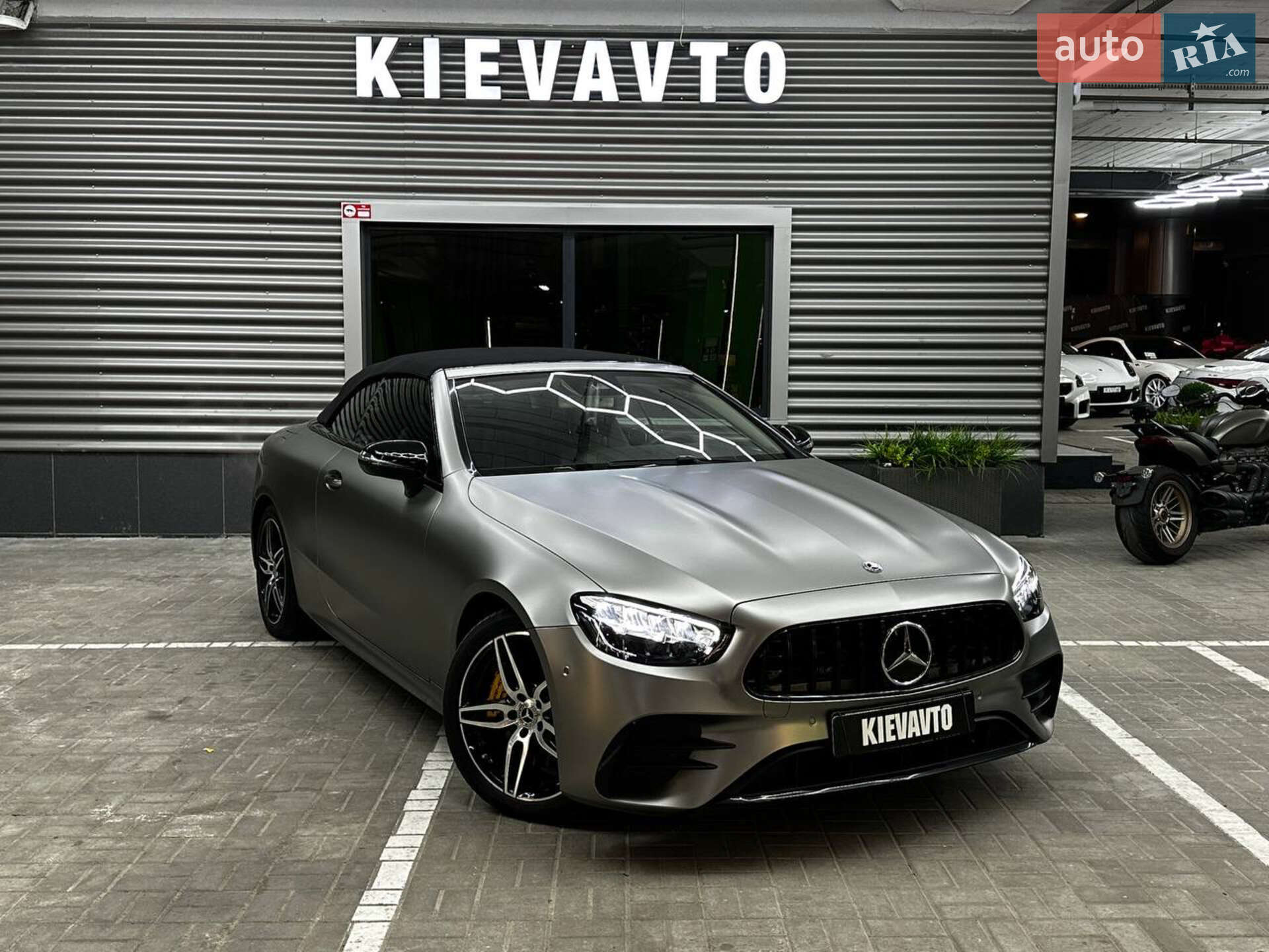 MERCEDES-BENZ E 400 2018