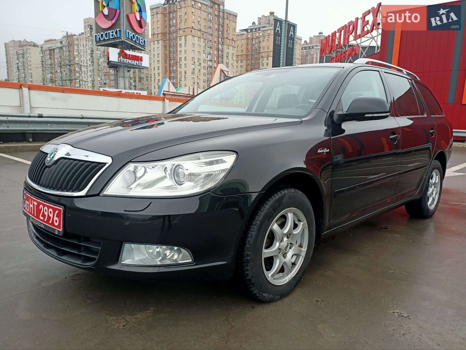 Головне фото звіту автомобіля SKODA OCTAVIA 2011
