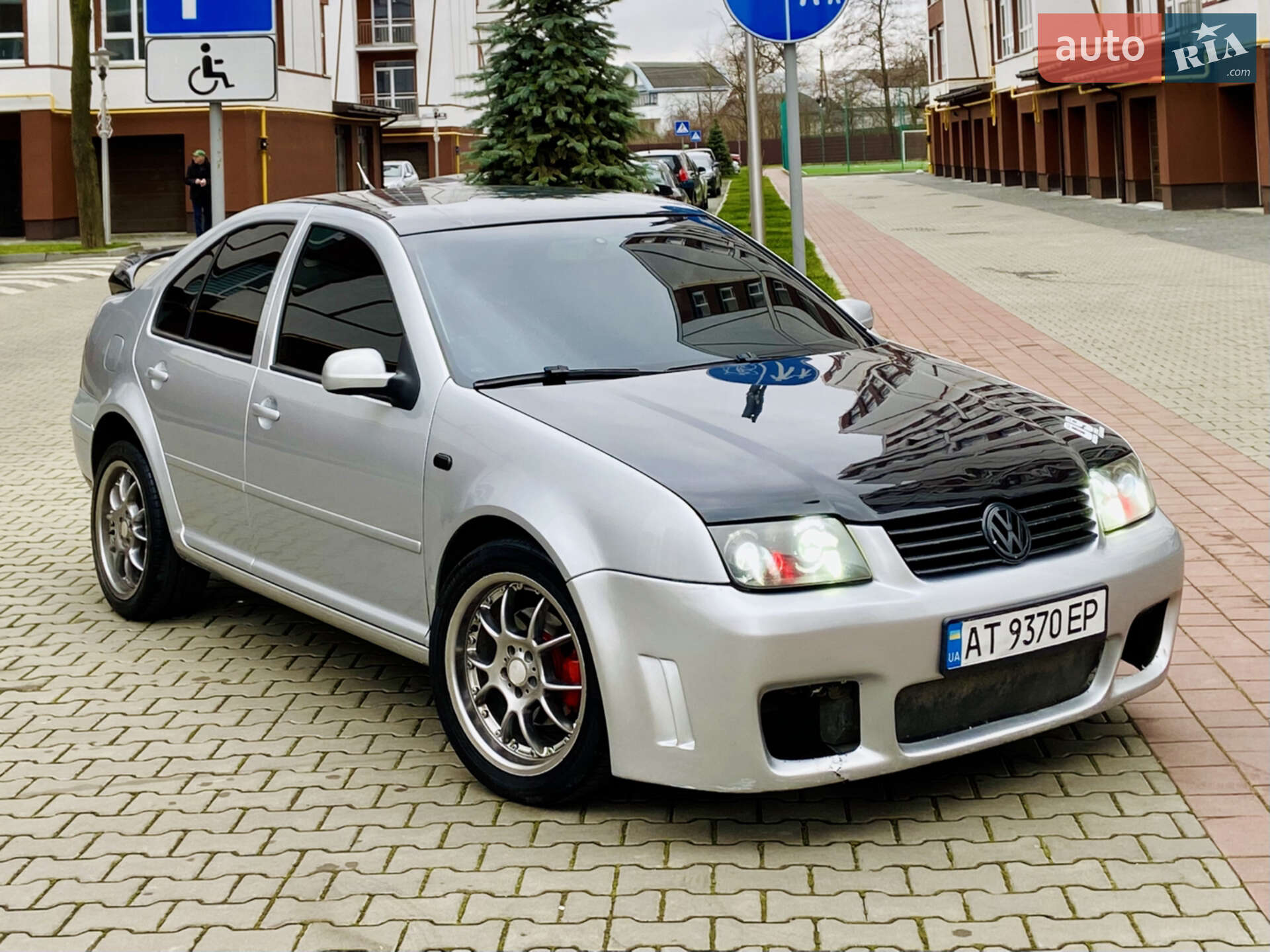 Головне фото звіту автомобіля VOLKSWAGEN BORA 2002
