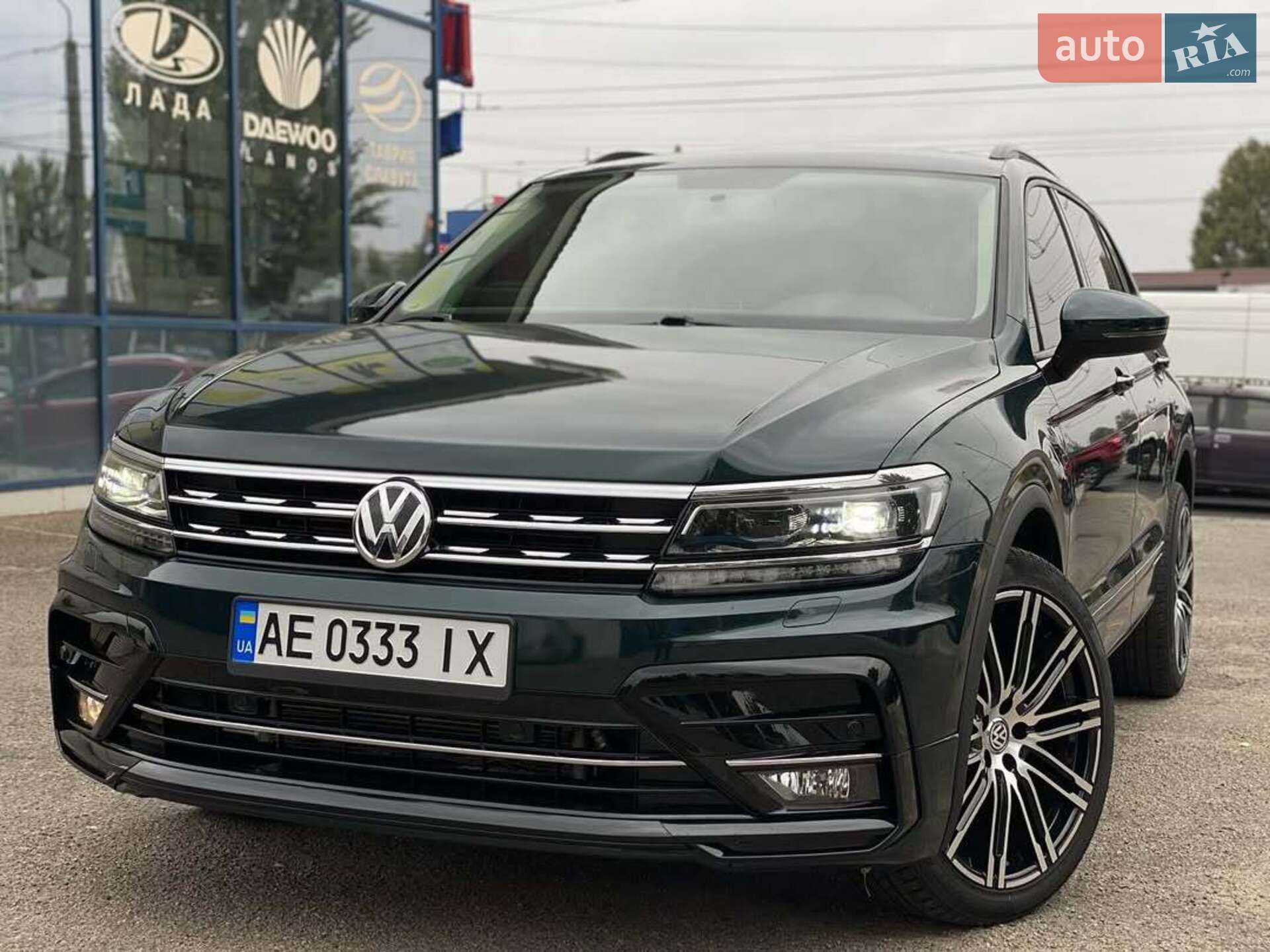VOLKSWAGEN TIGUAN 2017