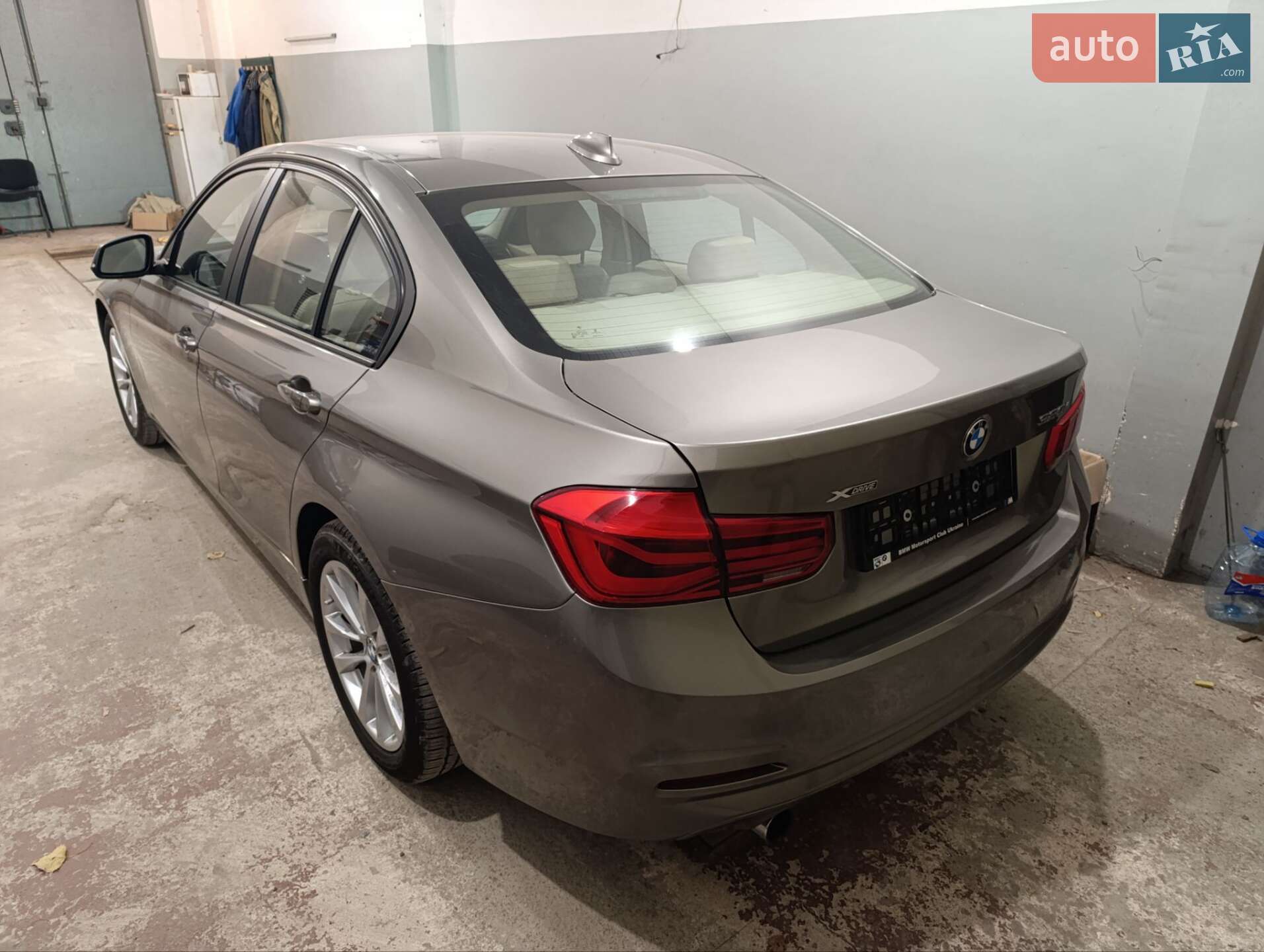 BMW 320ХI 2015