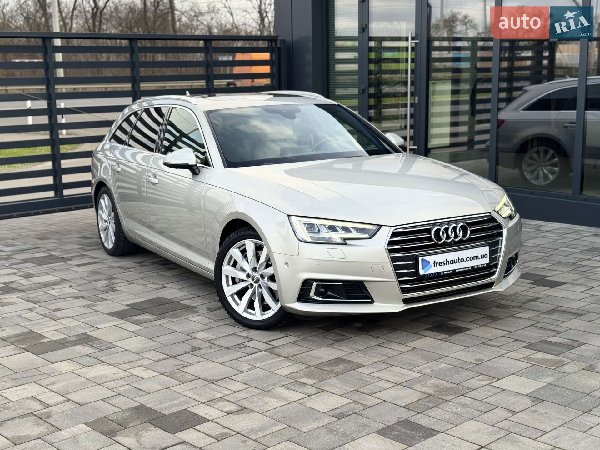 AUDI A4 AVANT 2016