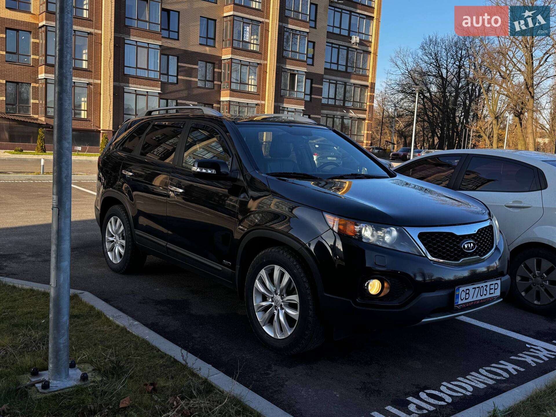 Головне фото звіту автомобіля KIA SORENTO 2010