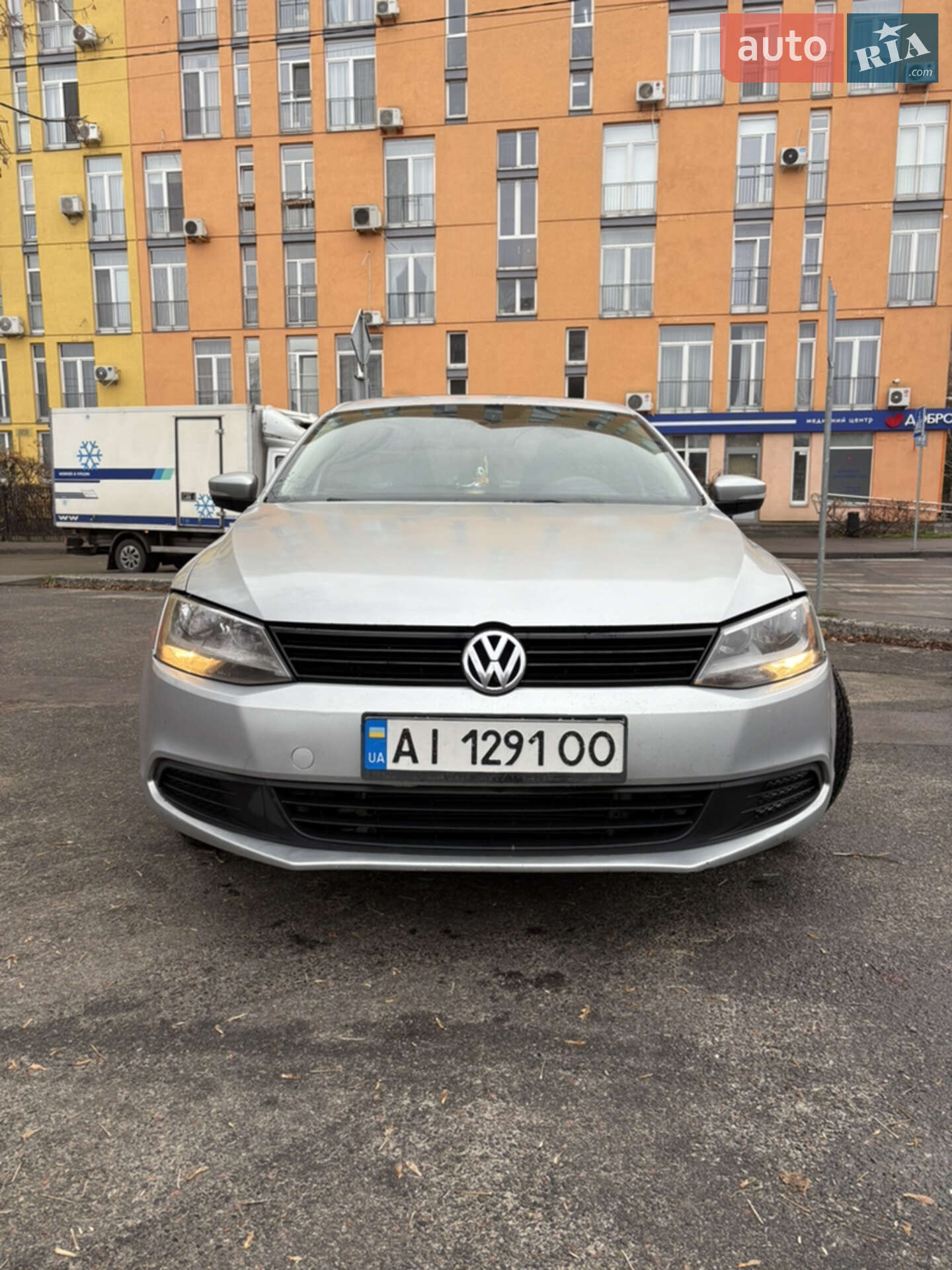 VOLKSWAGEN JETTA 2011