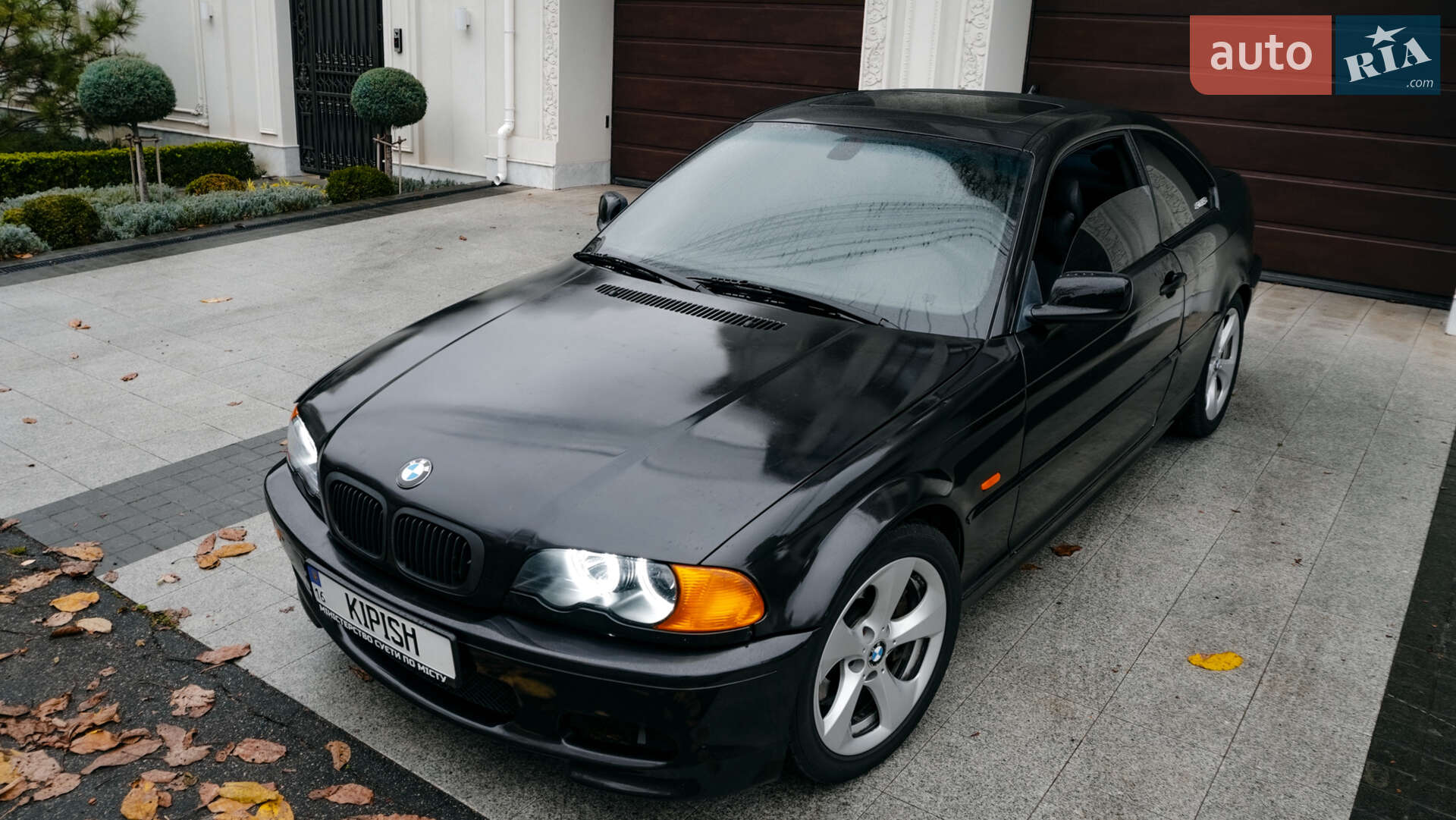 BMW 323 2000