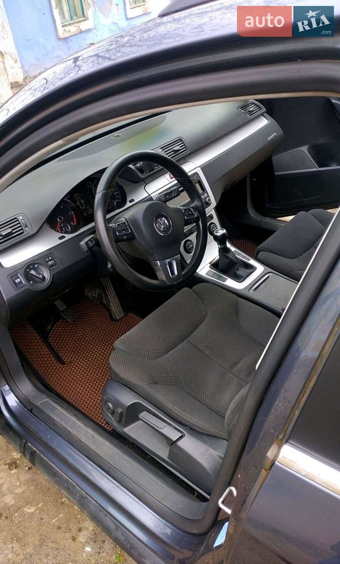 VOLKSWAGEN PASSAT 2009