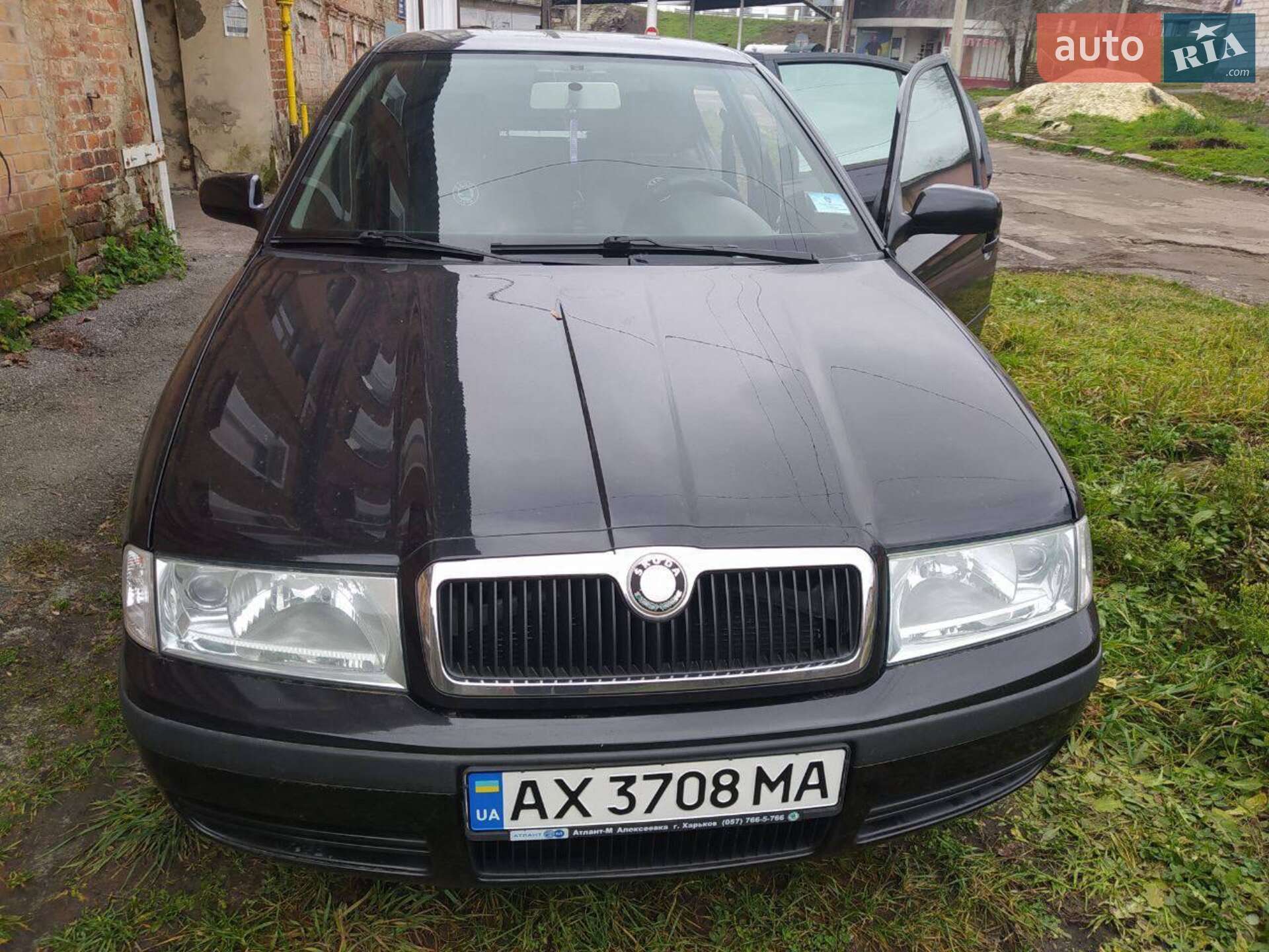 Головне фото звіту автомобіля SKODA OCTAVIA TOUR 2009