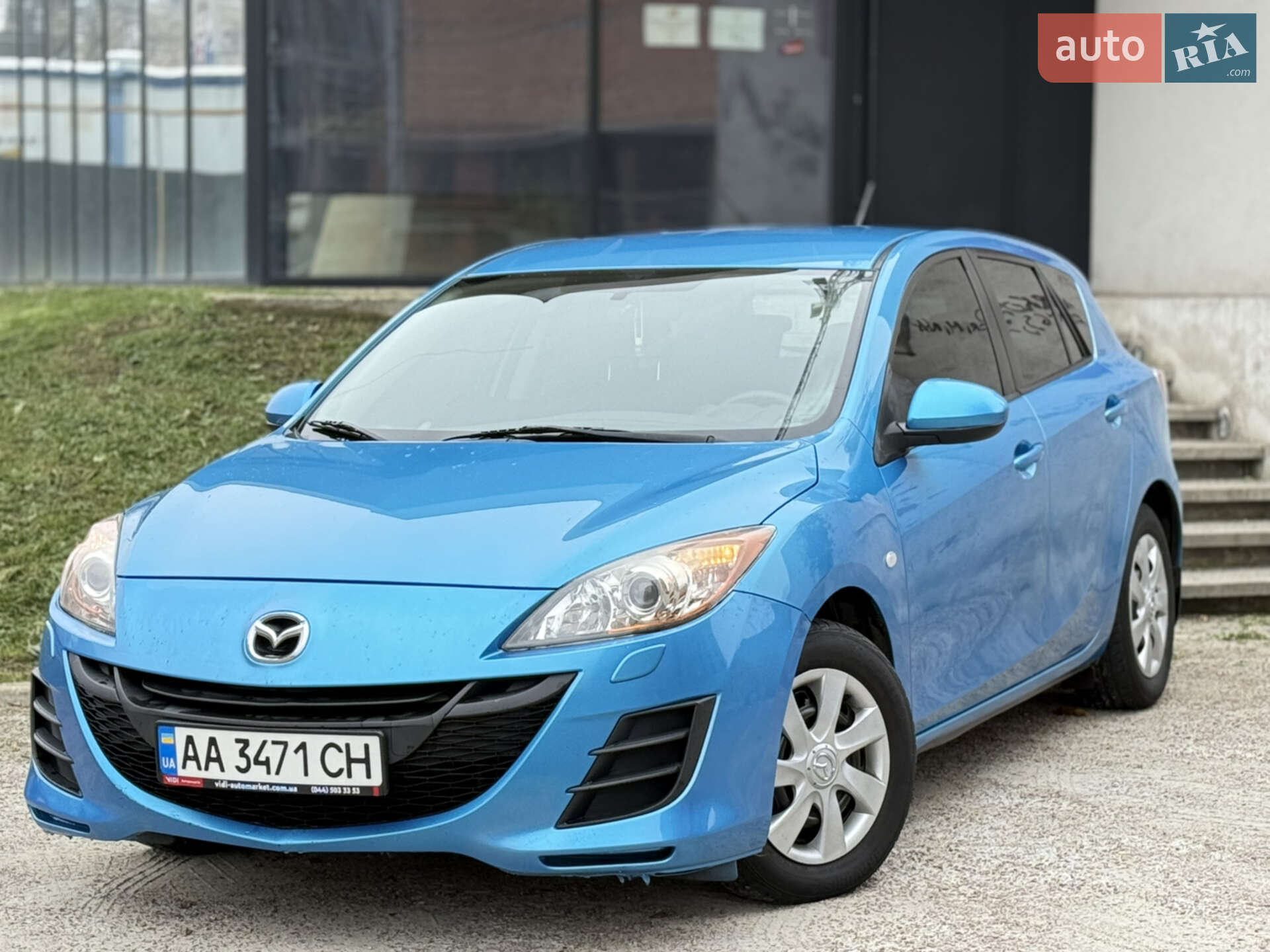 Головне фото звіту автомобіля MAZDA 3 2010