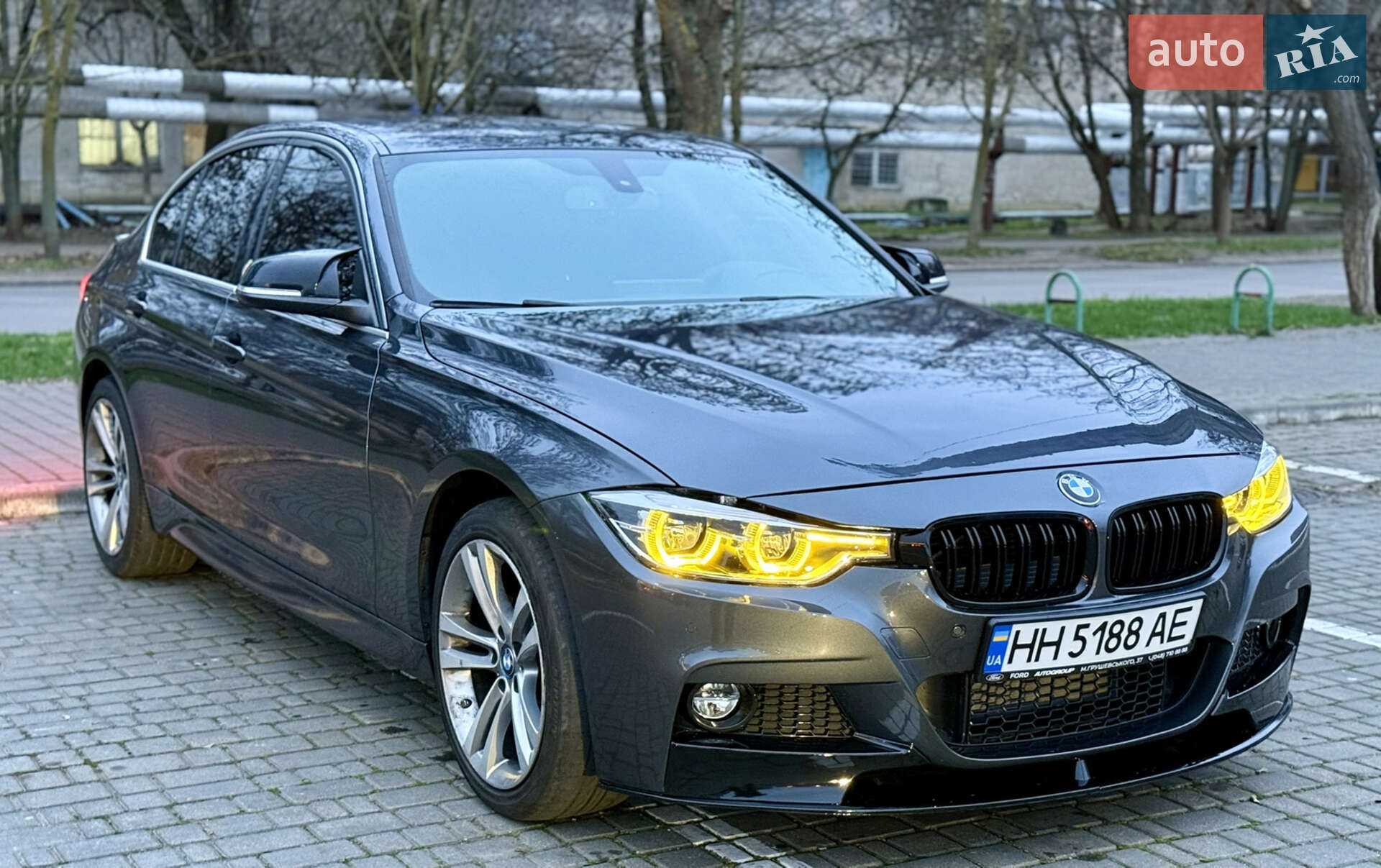 BMW 330Е 2017