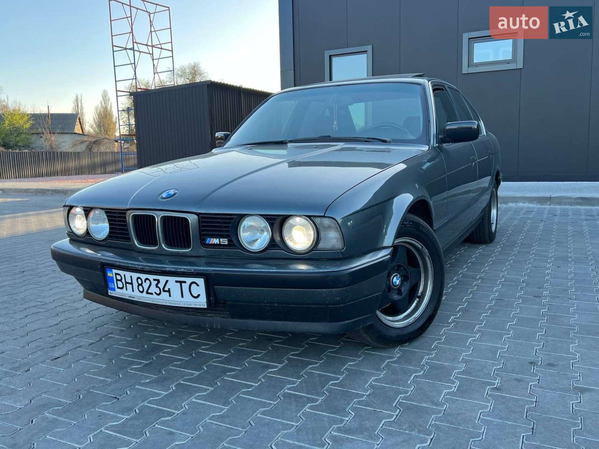 BMW 520I 1989