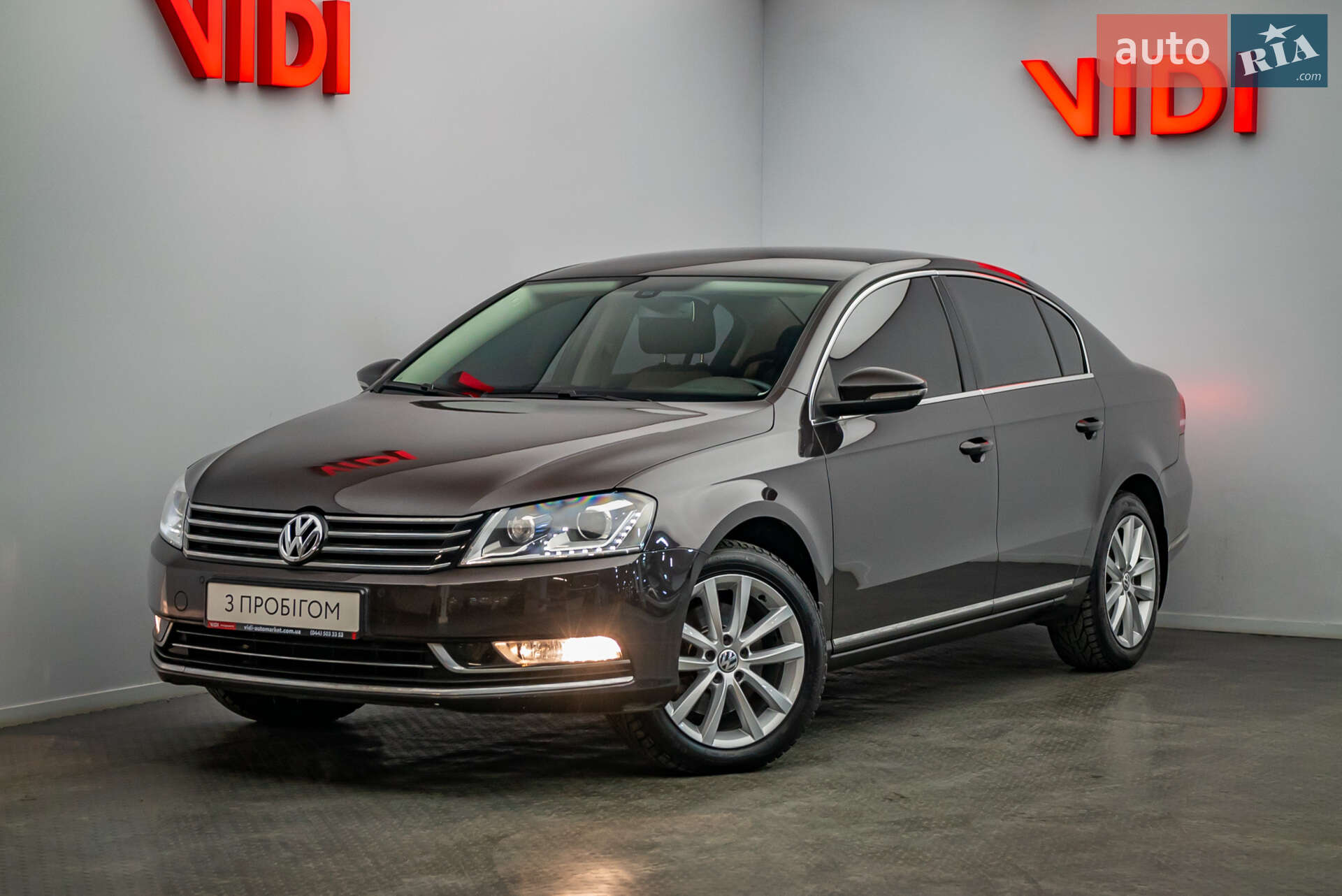 VOLKSWAGEN PASSAT 2011