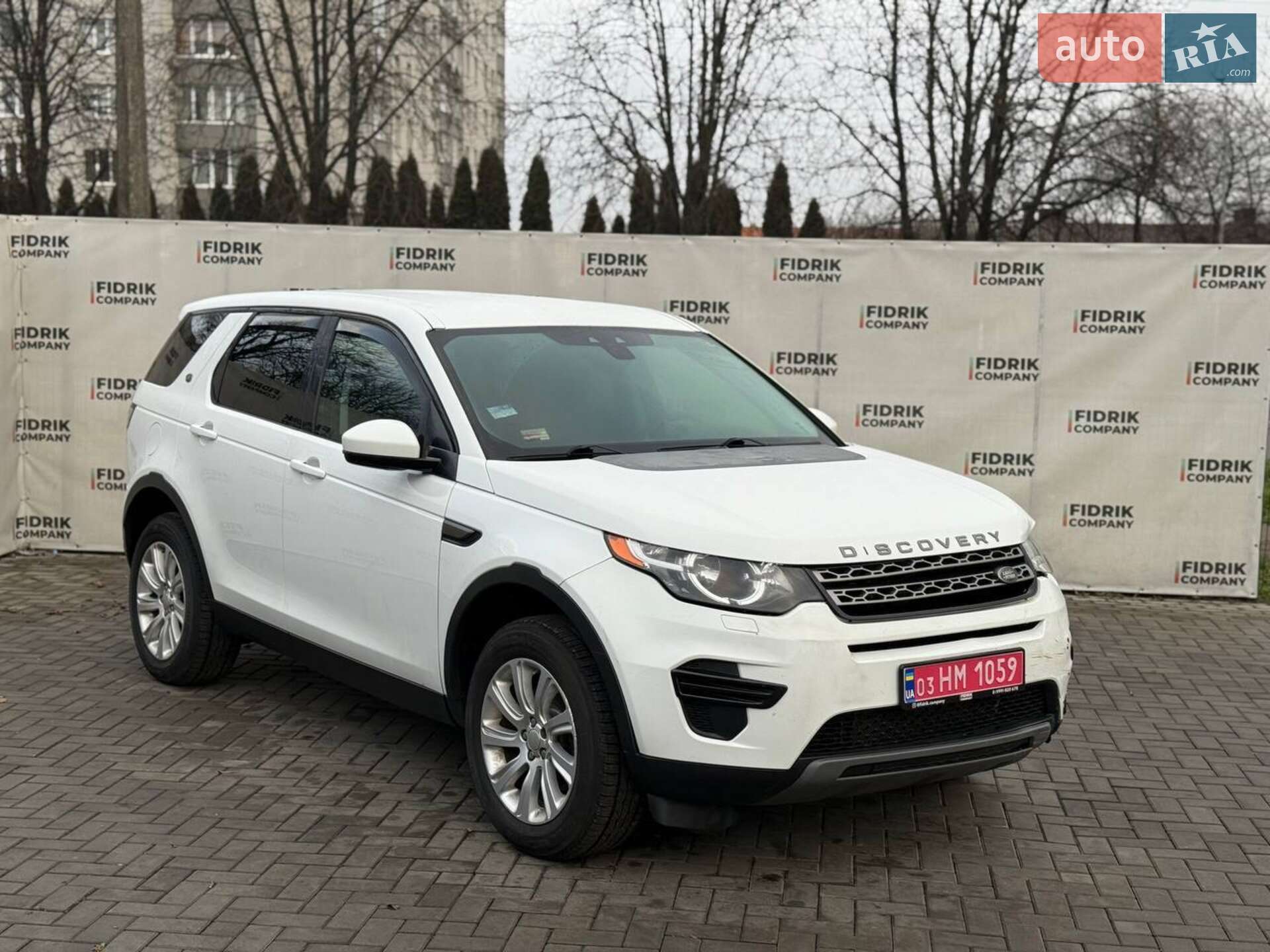 LAND ROVER DISCOVERY SPORT 2015