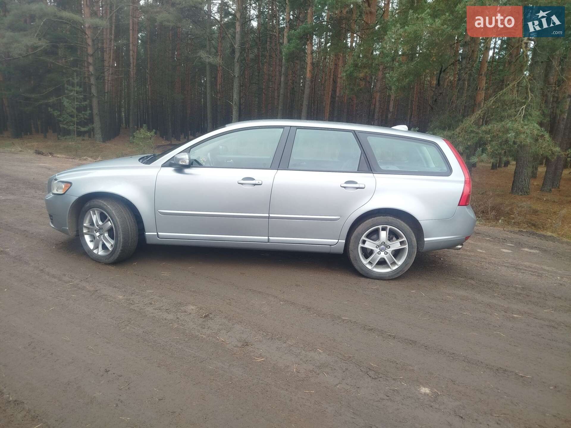 VOLVO V50 2008