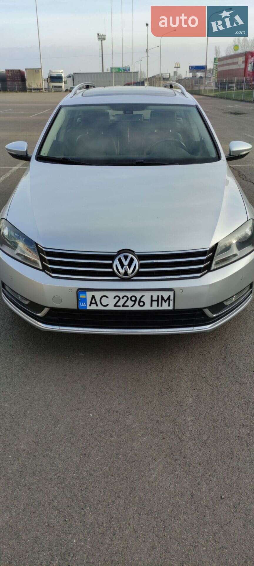VOLKSWAGEN PASSAT 2014