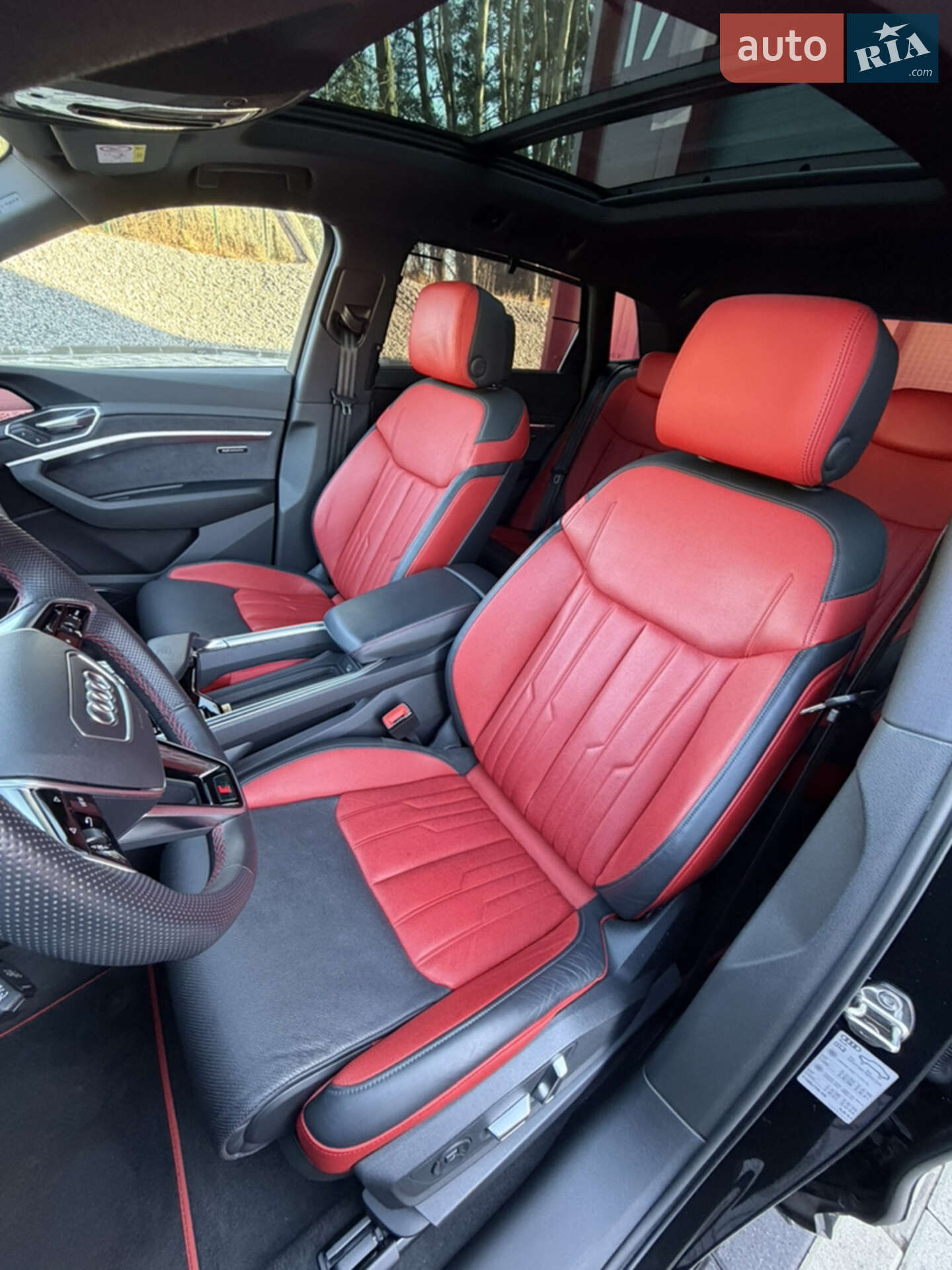AUDI E-TRON S 2022