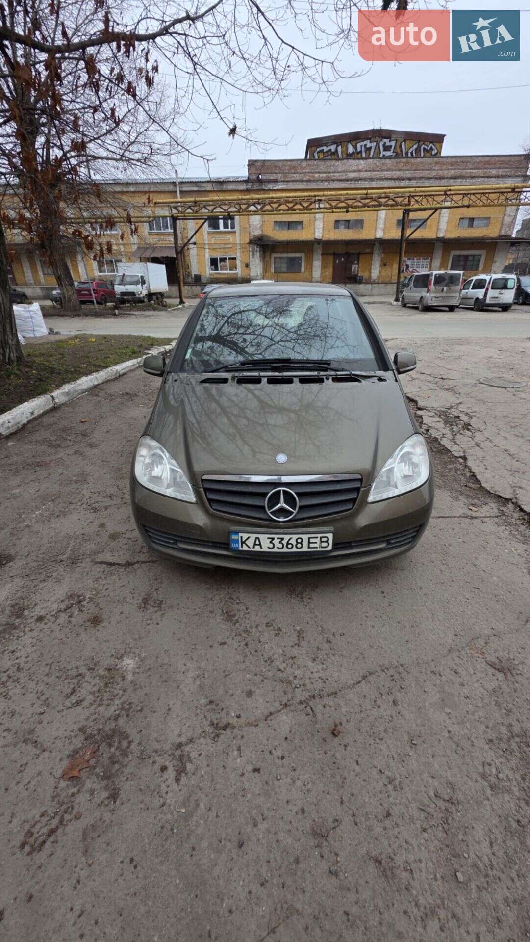 Головне фото звіту автомобіля MERCEDES-BENZ A 180 2012