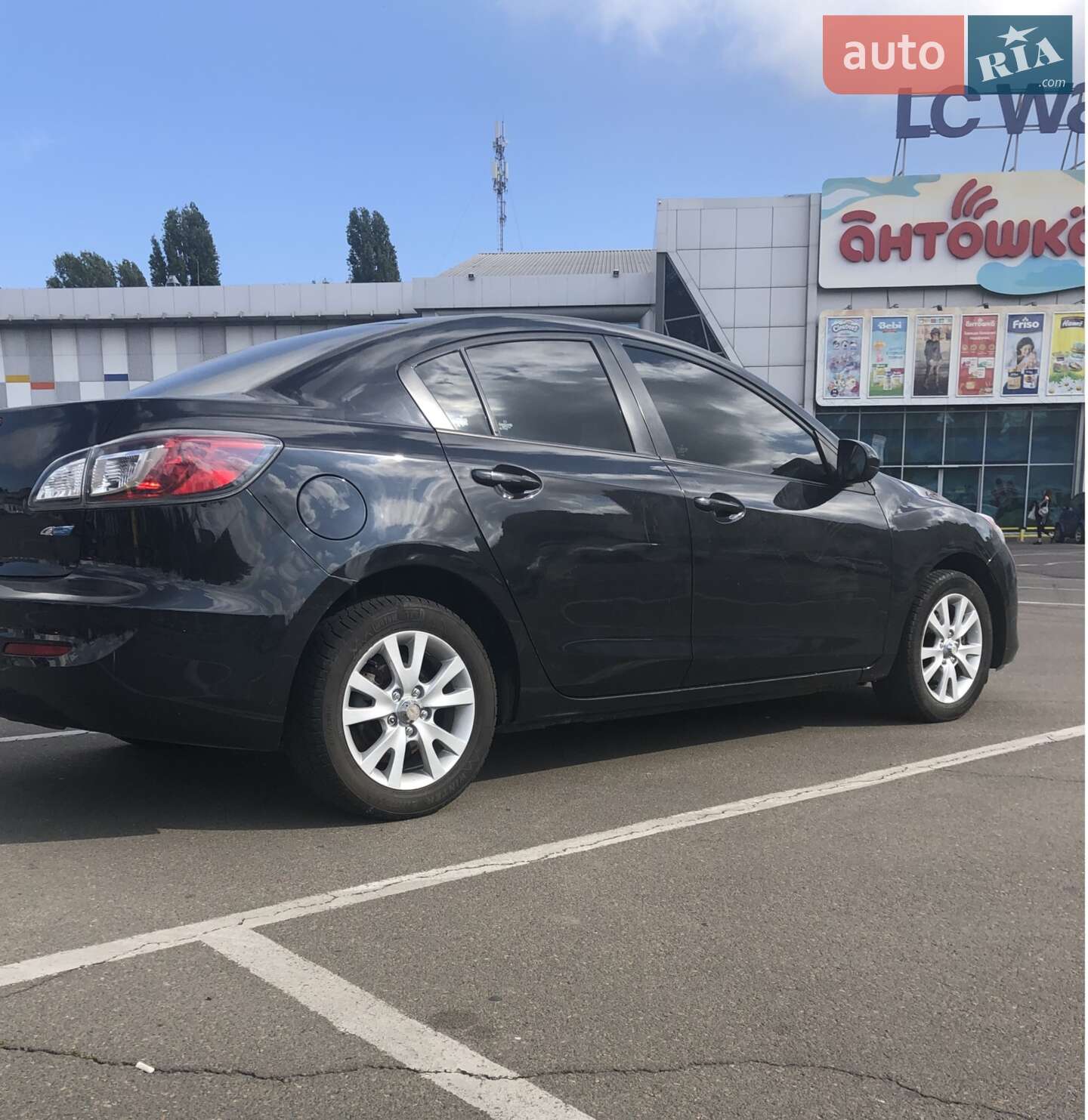 MAZDA 3 2010