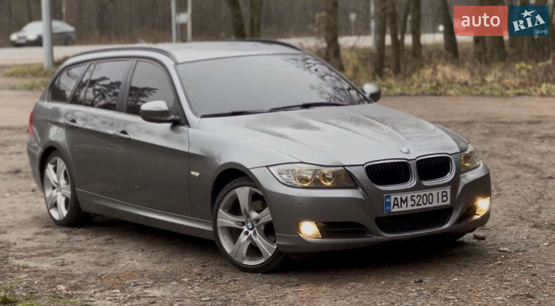 BMW 3 Series 2011