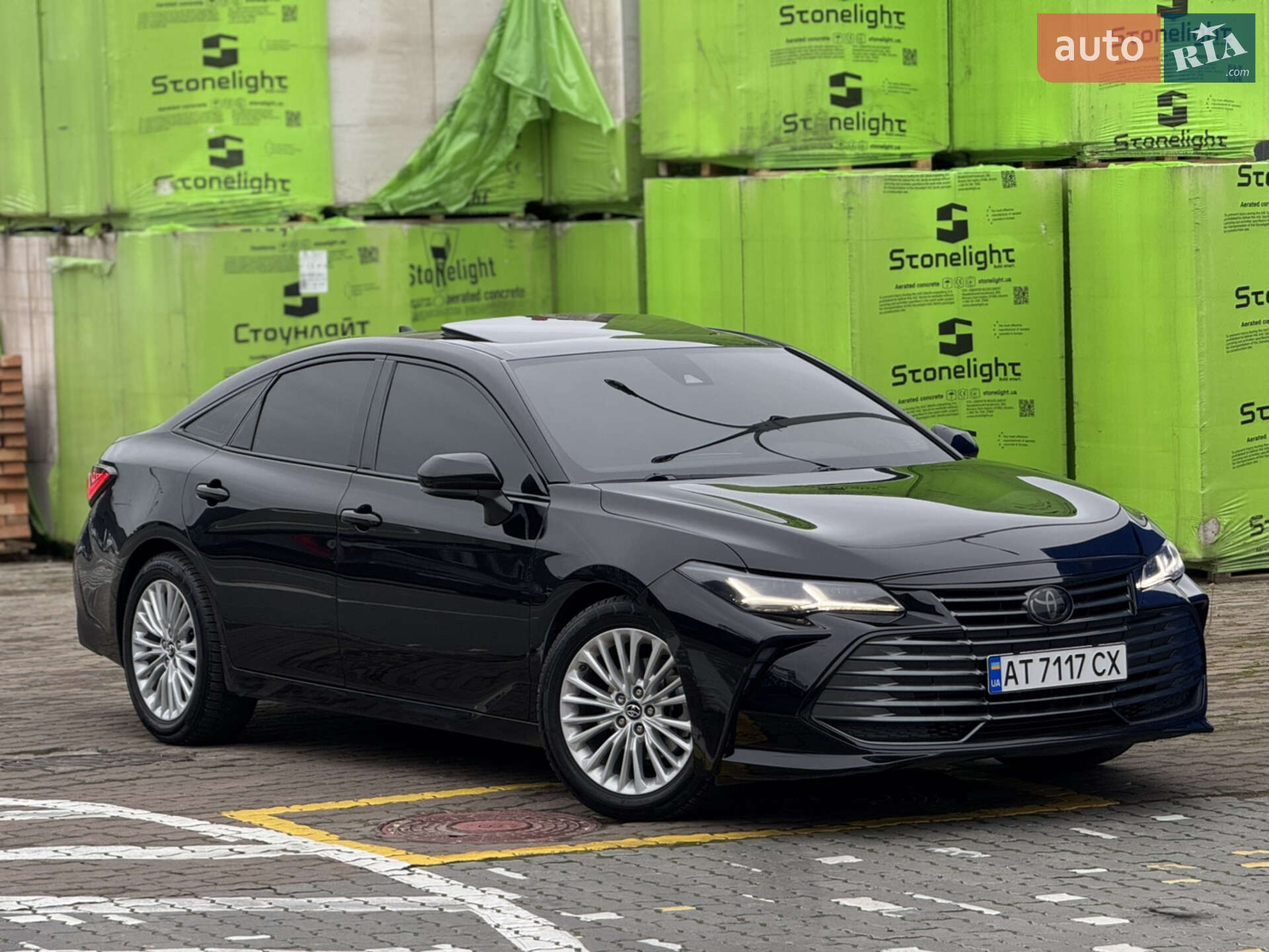 Головне фото звіту автомобіля TOYOTA AVALON 2018