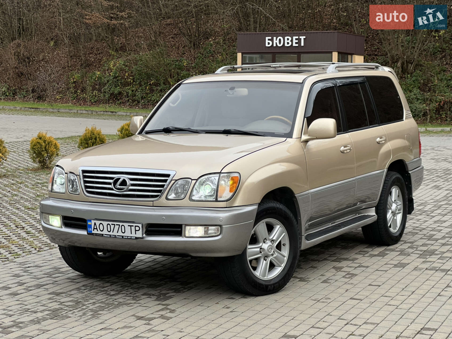 LEXUS LX 470 2001