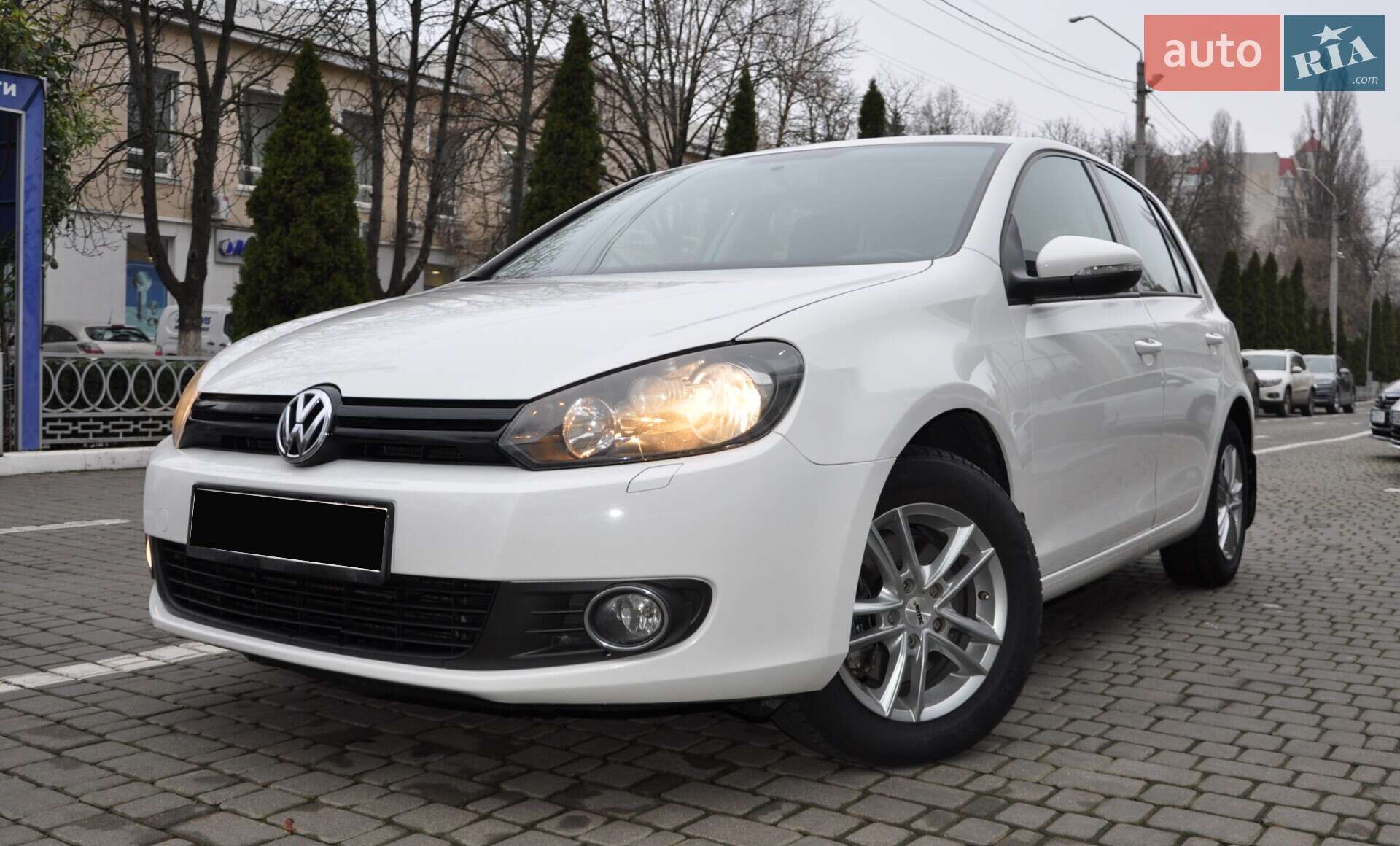 VOLKSWAGEN GOLF 2011