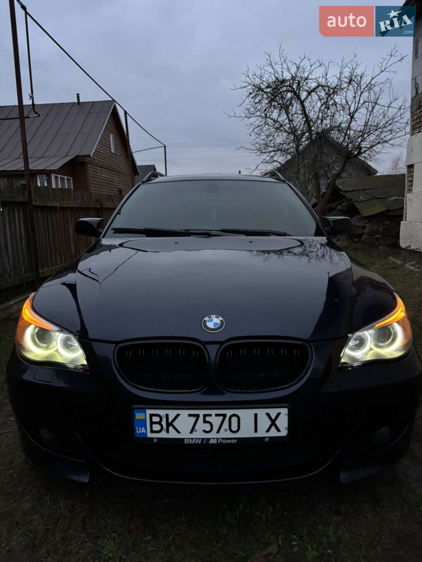 Головне фото звіту автомобіля BMW 530D 2004