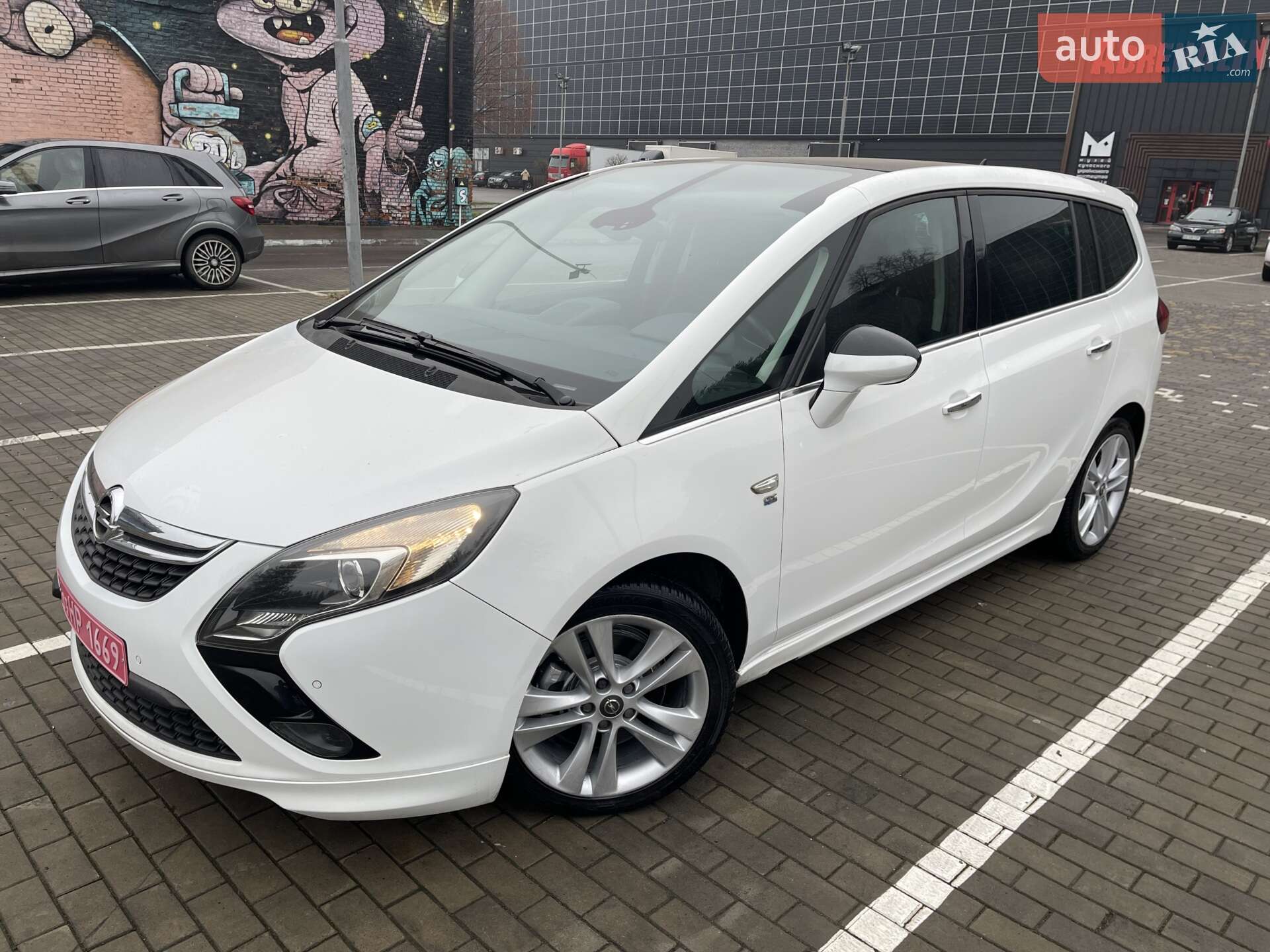 Головне фото звіту автомобіля OPEL ZAFIRA 2012