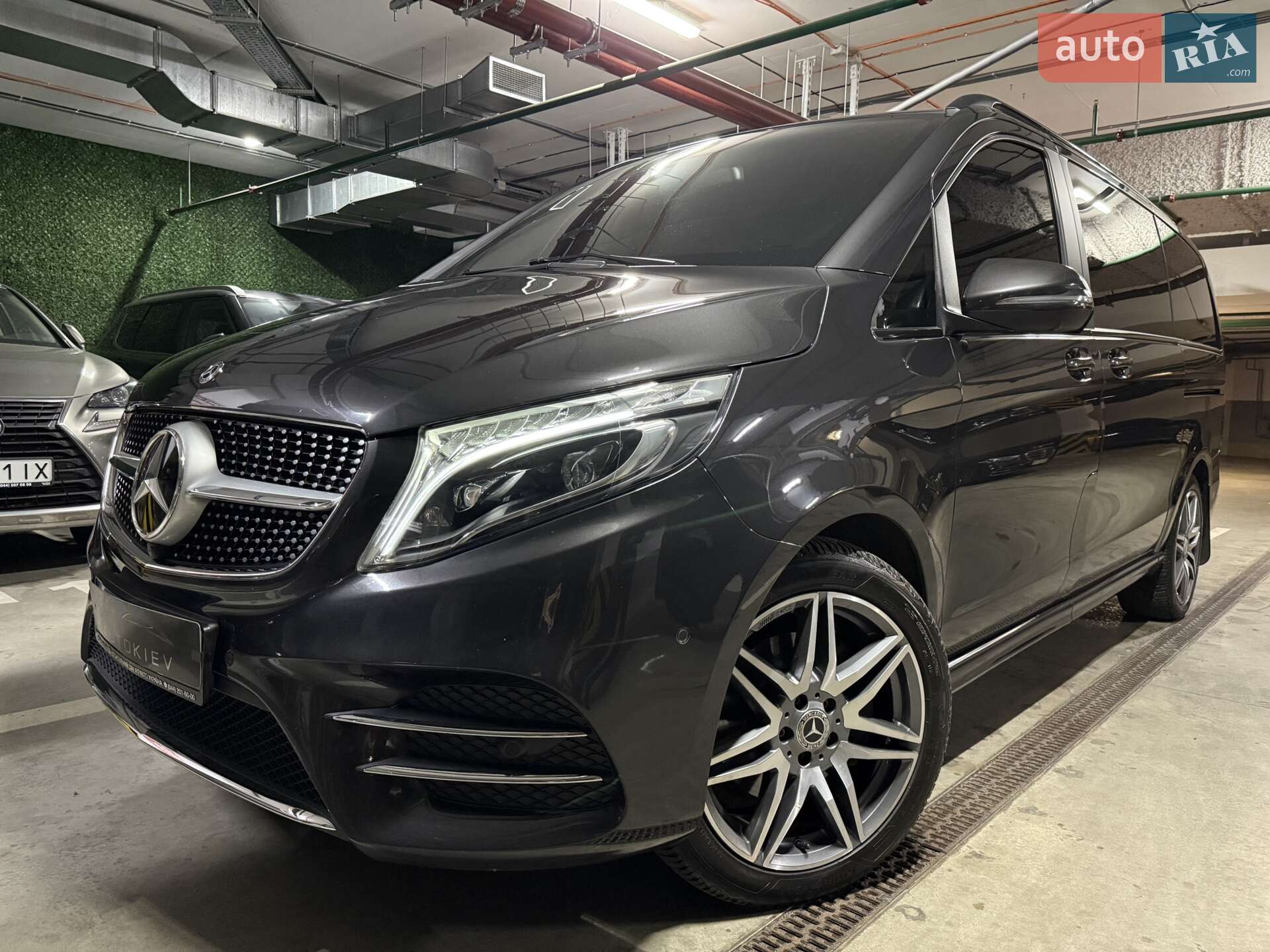 MERCEDES-BENZ V 300 D 2021