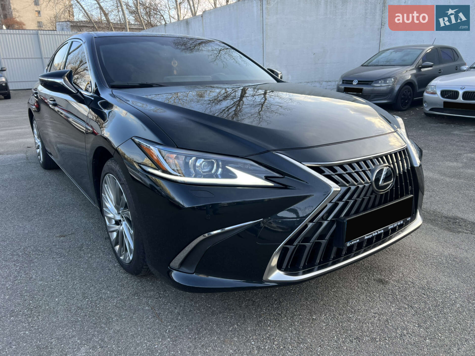 LEXUS ES 300H 2024