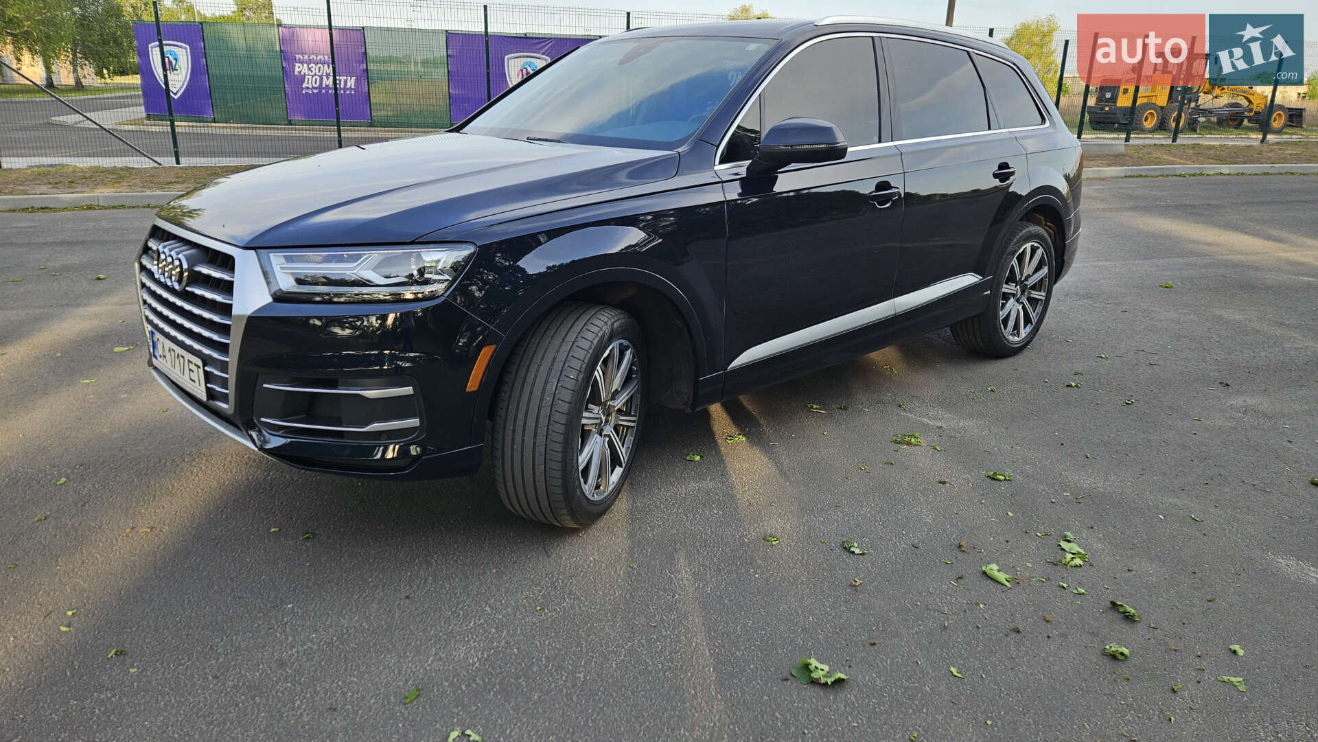Головне фото звіту автомобіля AUDI Q7 2017