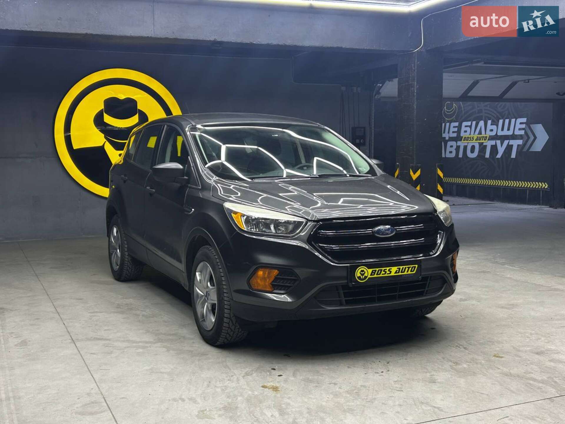 Головне фото звіту автомобіля FORD ESCAPE 2016