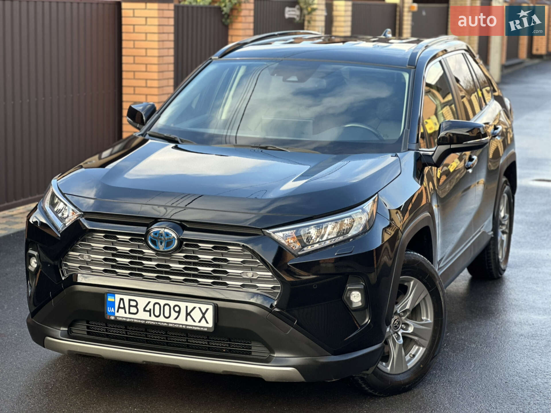 TOYOTA RAV-4 HYBRID 2022